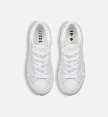 B33 Spin Sneaker