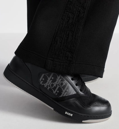 B27 Uptown Low-Top Sneaker