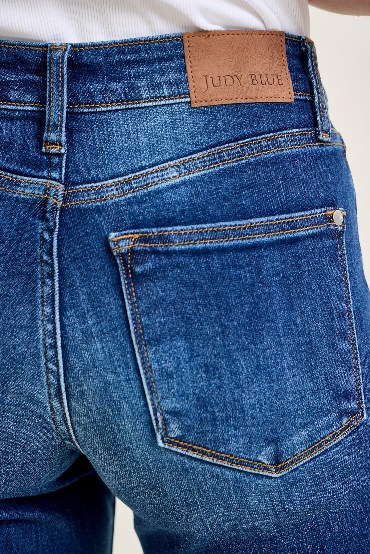 Aubrey Mid Rise Side Seam Detail Straight Jeans