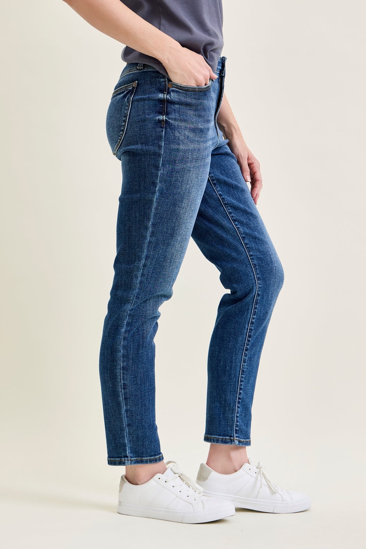 Gracie High Rise Slim Fit With Shield Back Pockets