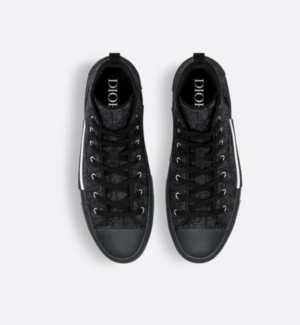 B23 League High-Top Sneaker