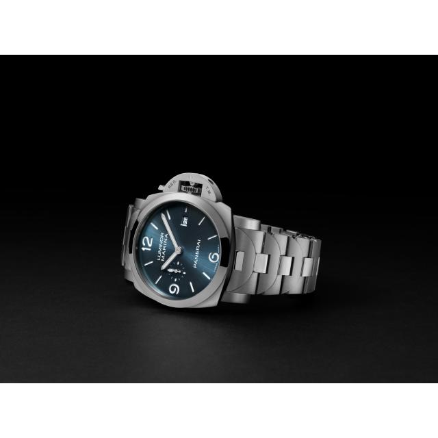 Unworn, Panerai Luminor Marina, 44mm, Stainless Steel, Ref# PAM03323, box and papers - Image 4