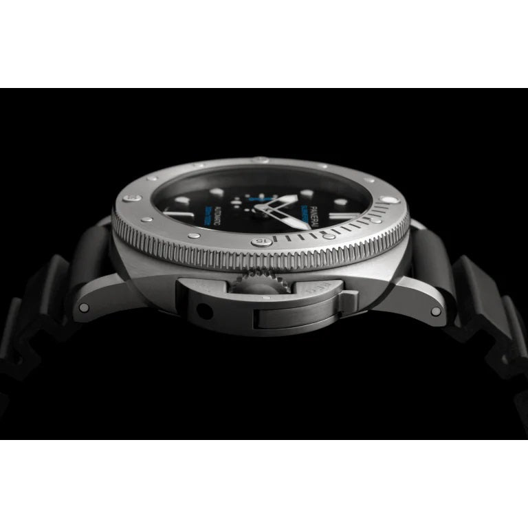 Panerai Submersible Ref# PAM01305 - Image 3