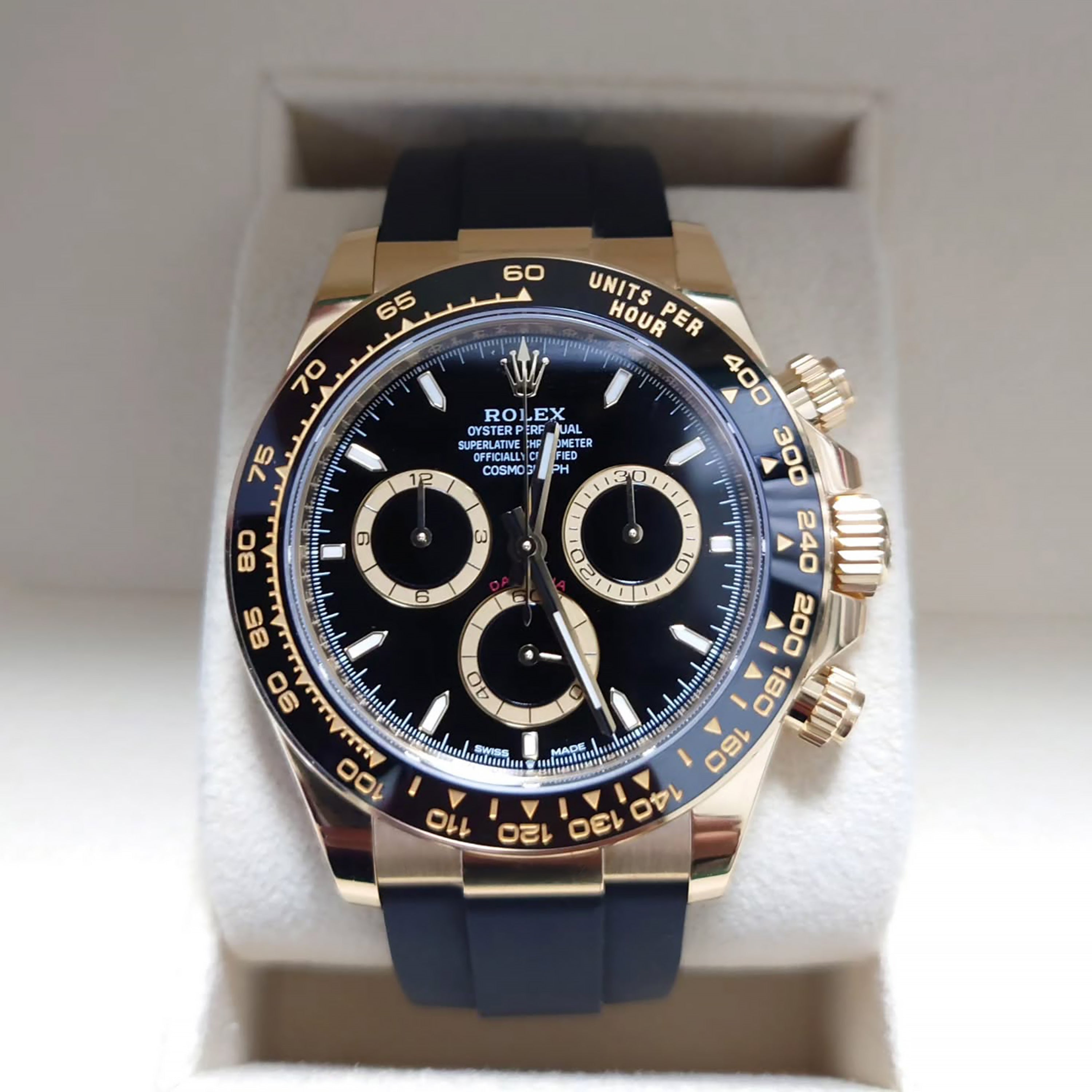 Rolex Cosmograph Daytona 40mm, 18k Yellow Gold, Ref# 126518ln-0008 - Image 4