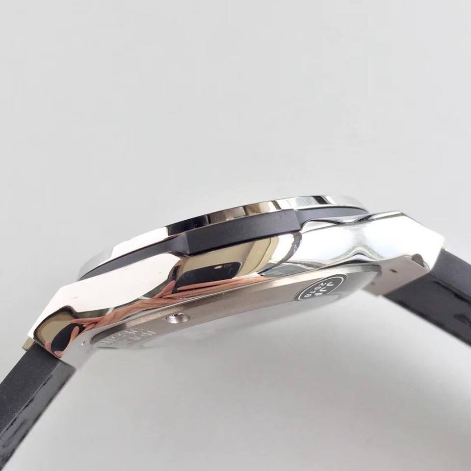 Hublot Classic Fusion Automatic 38mm Midsize, Ref# 565.NX.1171.LR - Image 5