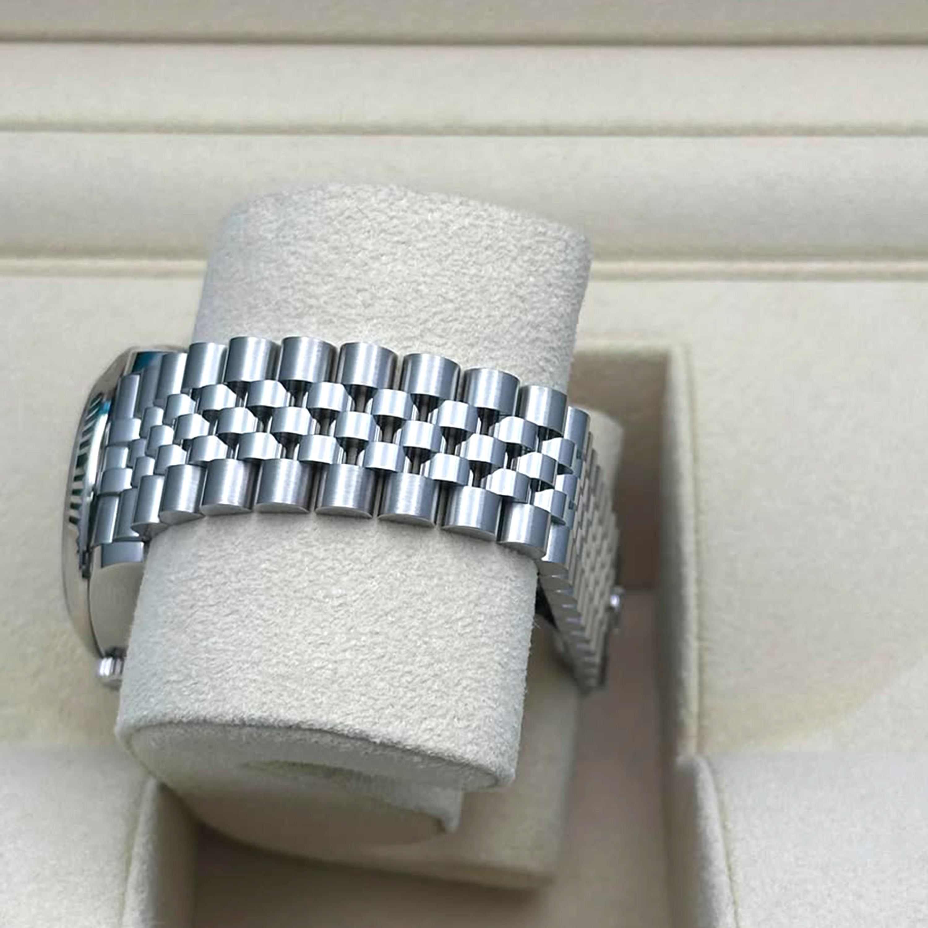 Rolex Datejust 31mm, Oystersteel and 18k White Gold and Diamonds, Ref# 278274-0036 - Image 9