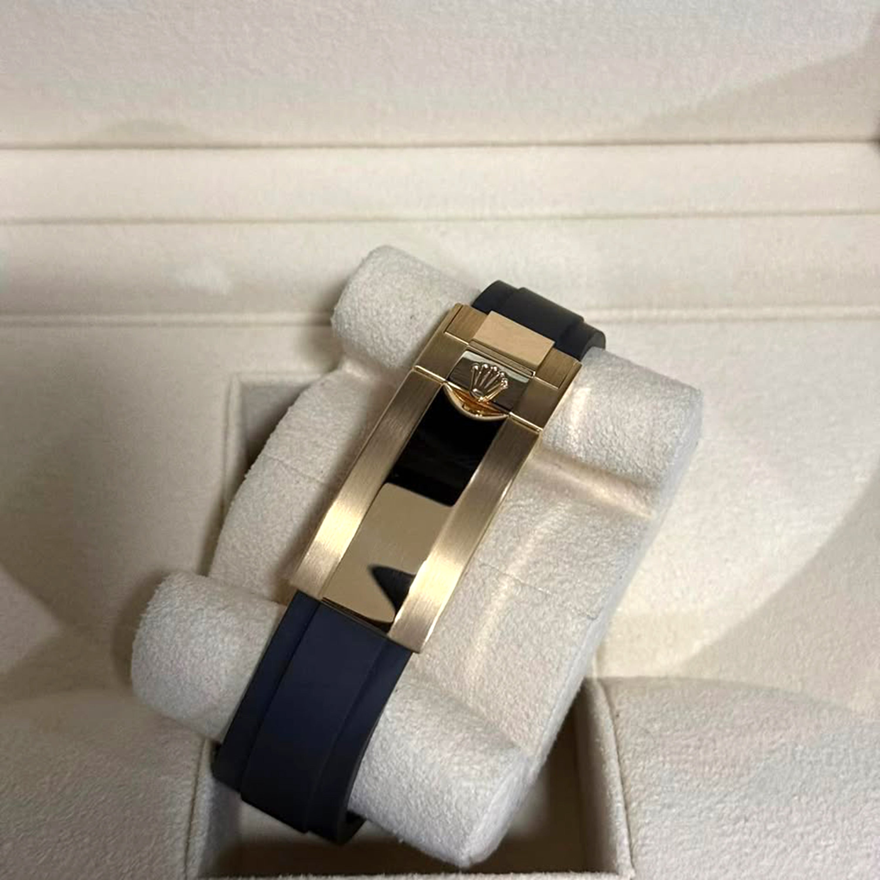 Rolex Cosmograph Daytona 40mm, 18k Yellow Gold, Ref# 126518ln-0008 - Image 12