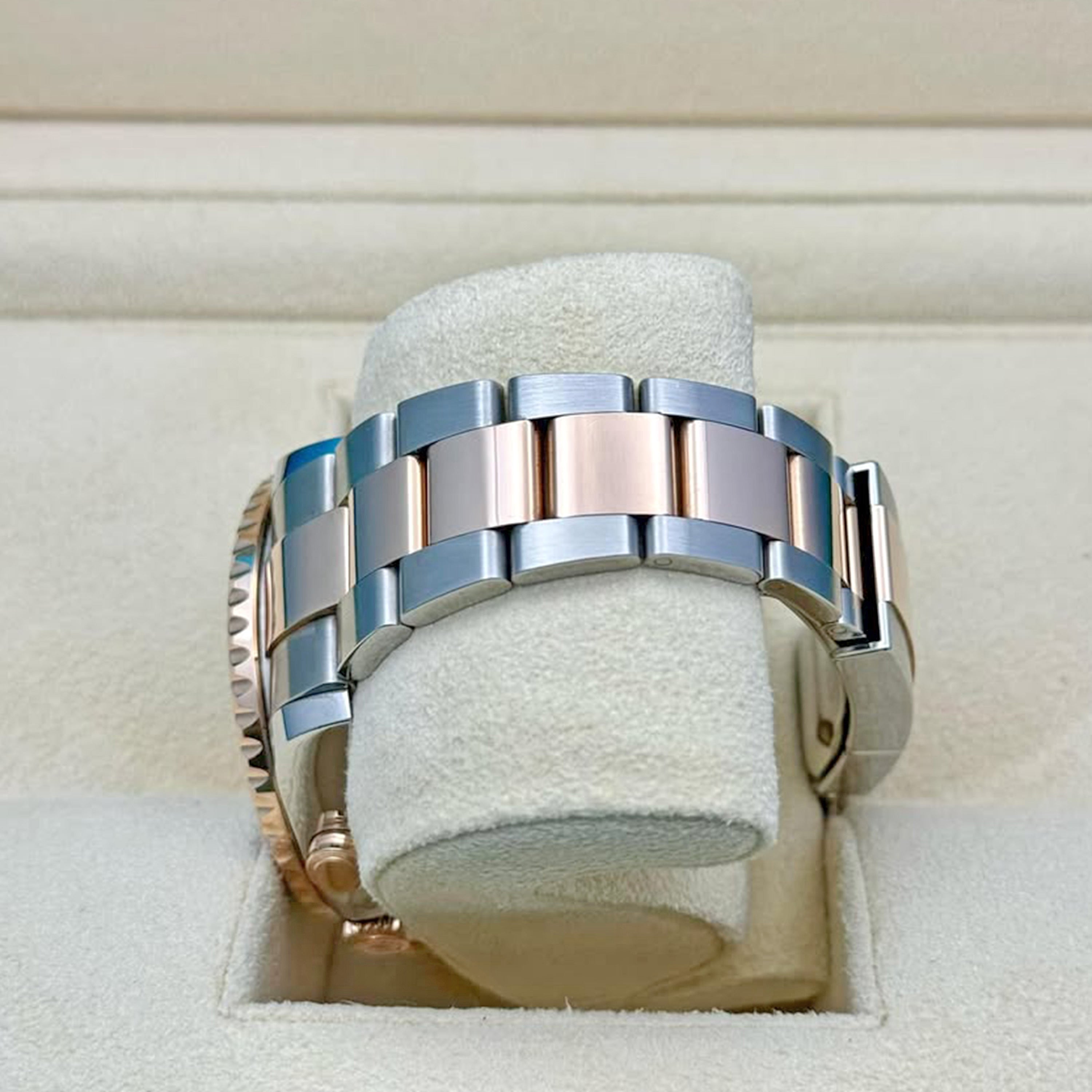 Rolex Yacht-Master II, Stainless Steel and 18k Everose Gold, 44mm, Ref# 116681-0002 - Image 12