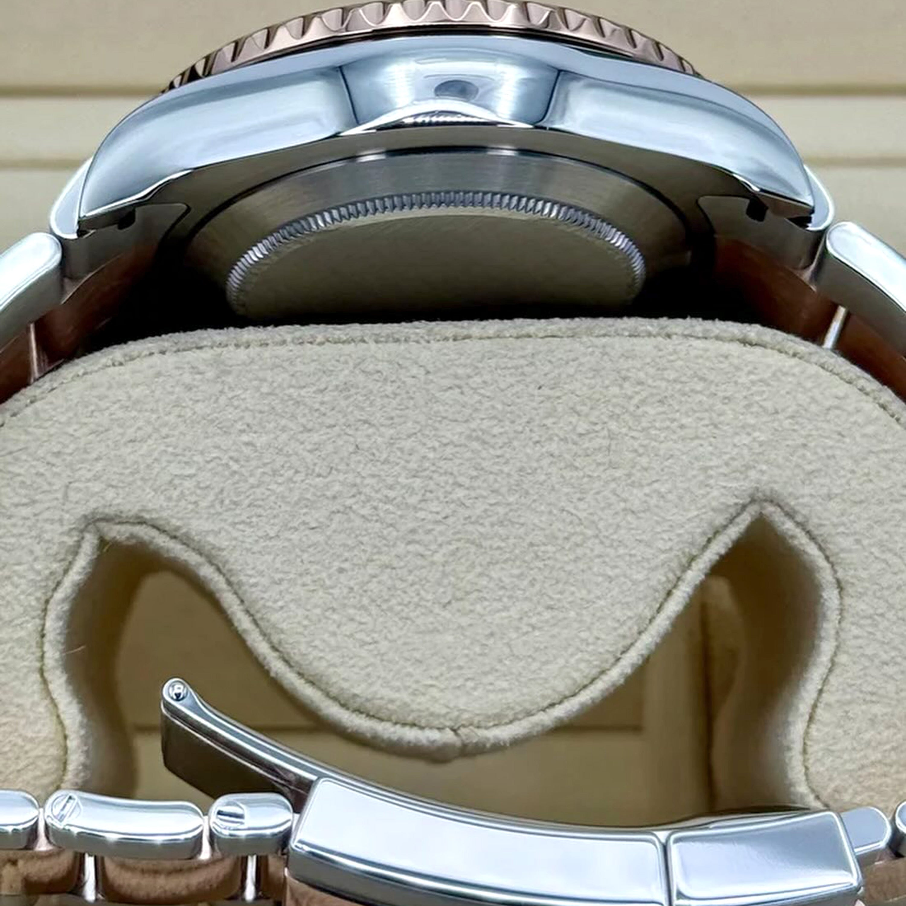 Rolex Yacht-Master II, Stainless Steel and 18k Everose Gold, 44mm, Ref# 116681-0002 - Image 16