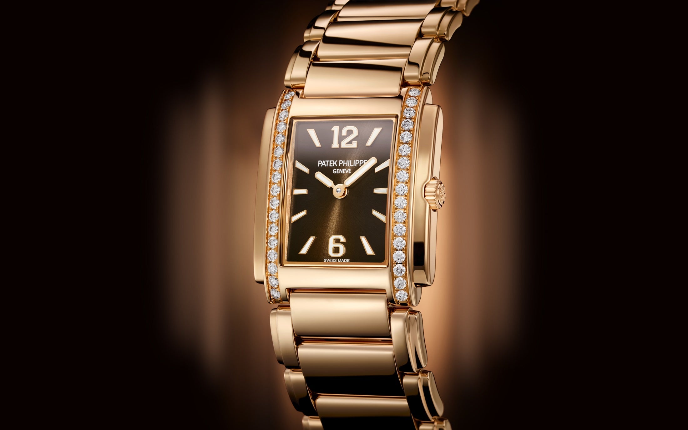 Patek Philippe Twenty~4 Quartz Ladies Watch, 18k Rose Gold with 34 Diamond (~0.57 ct), 25.1 x 30 mm, Ref# 4910/1201R-001 - Image 12