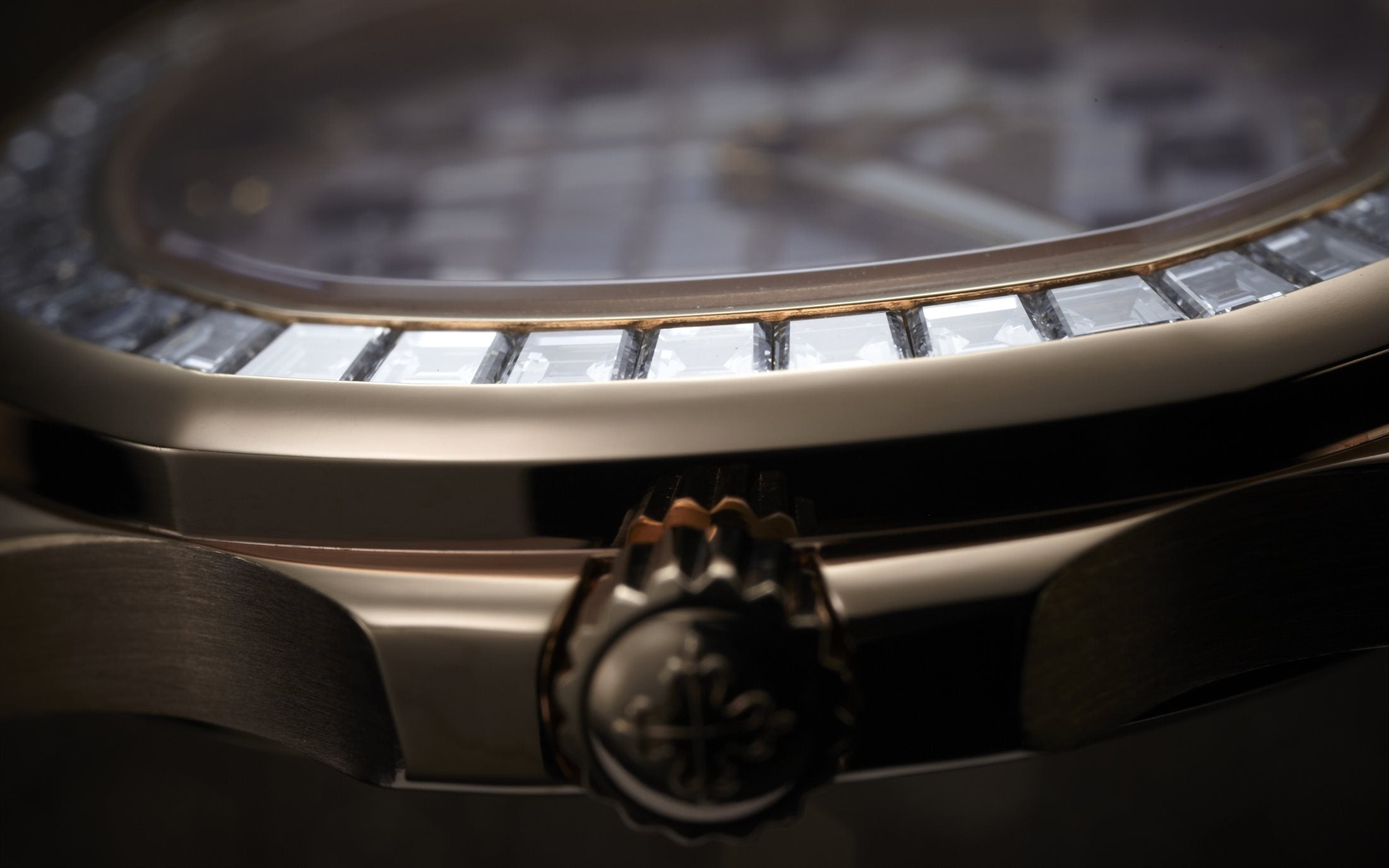 Patek Philippe Aquanaut Luce Haute Joaillerie, 18k Rose Gold, 35,6mm, Ref# 5072R-001 - Image 5