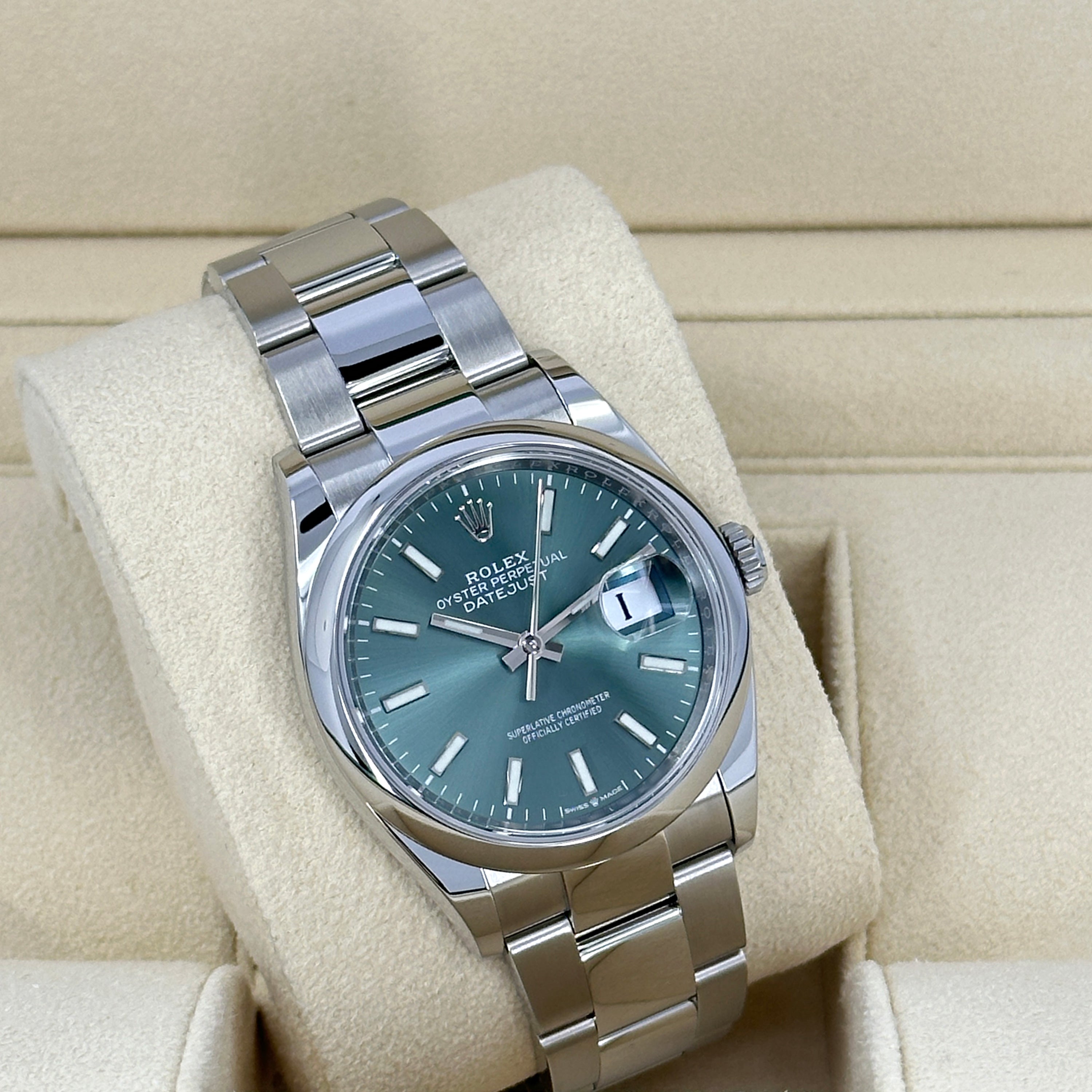 Rolex Datejust 36mm, Oystersteel, Ref# 126200-0024 - Image 8