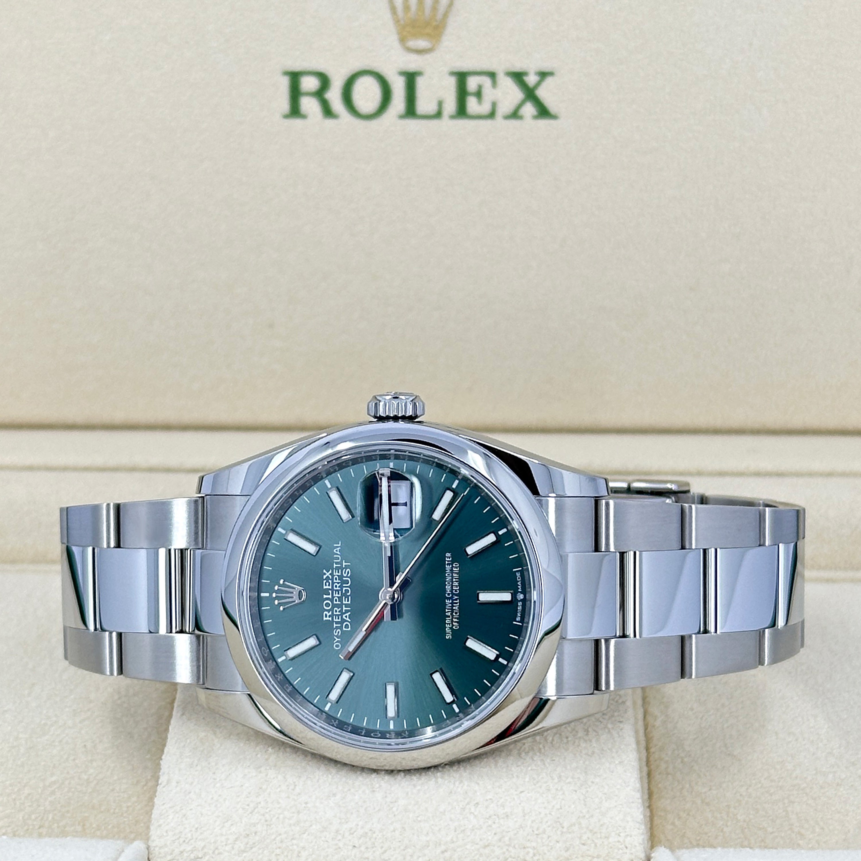 Rolex Datejust 36mm, Oystersteel, Ref# 126200-0024 - Image 11