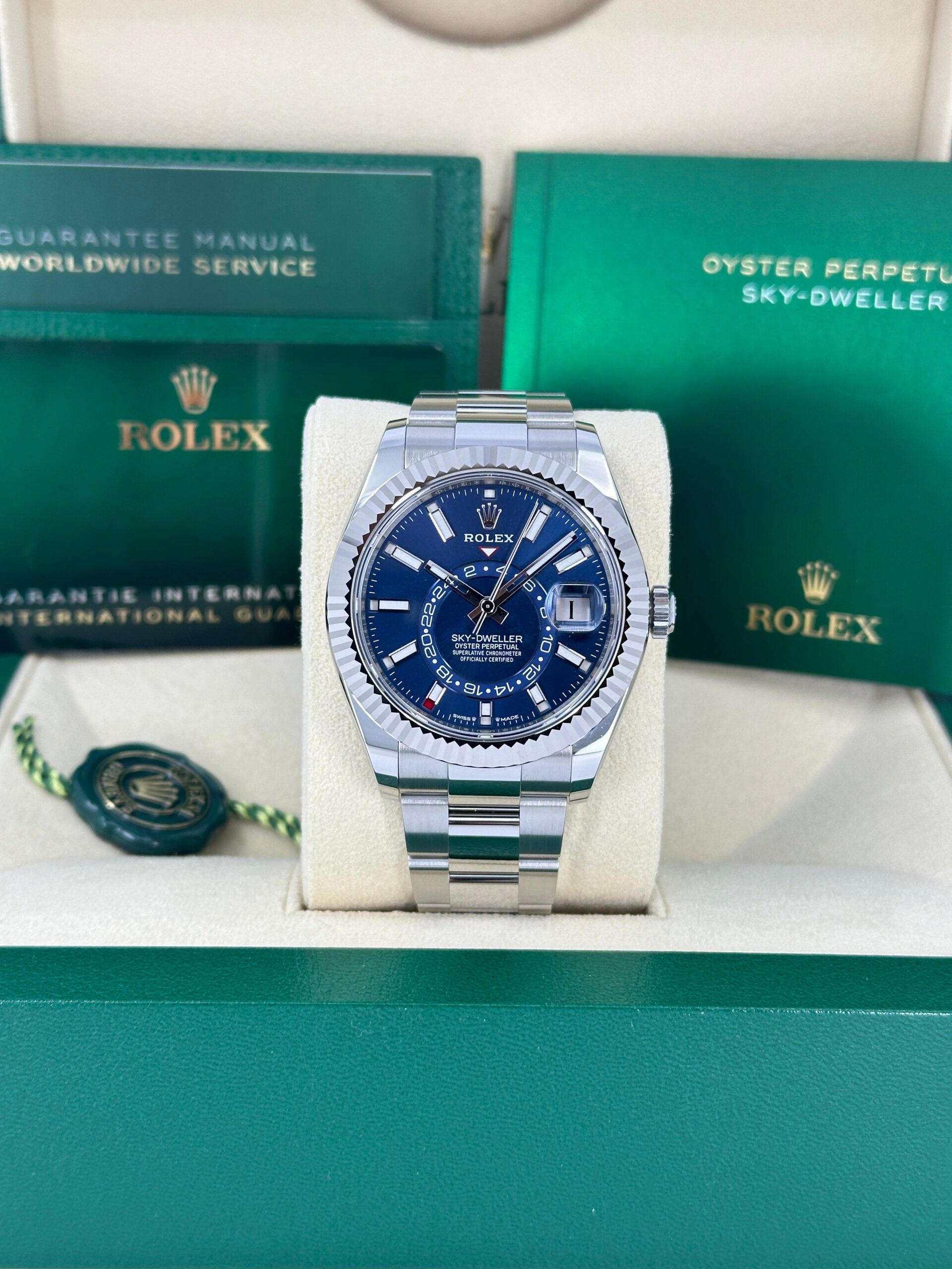 Rolex Sky-Dweller, 42mm, Oystersteel and 18k White Gold, Blue, Oyster, Ref# 336934-0005 - Image 2