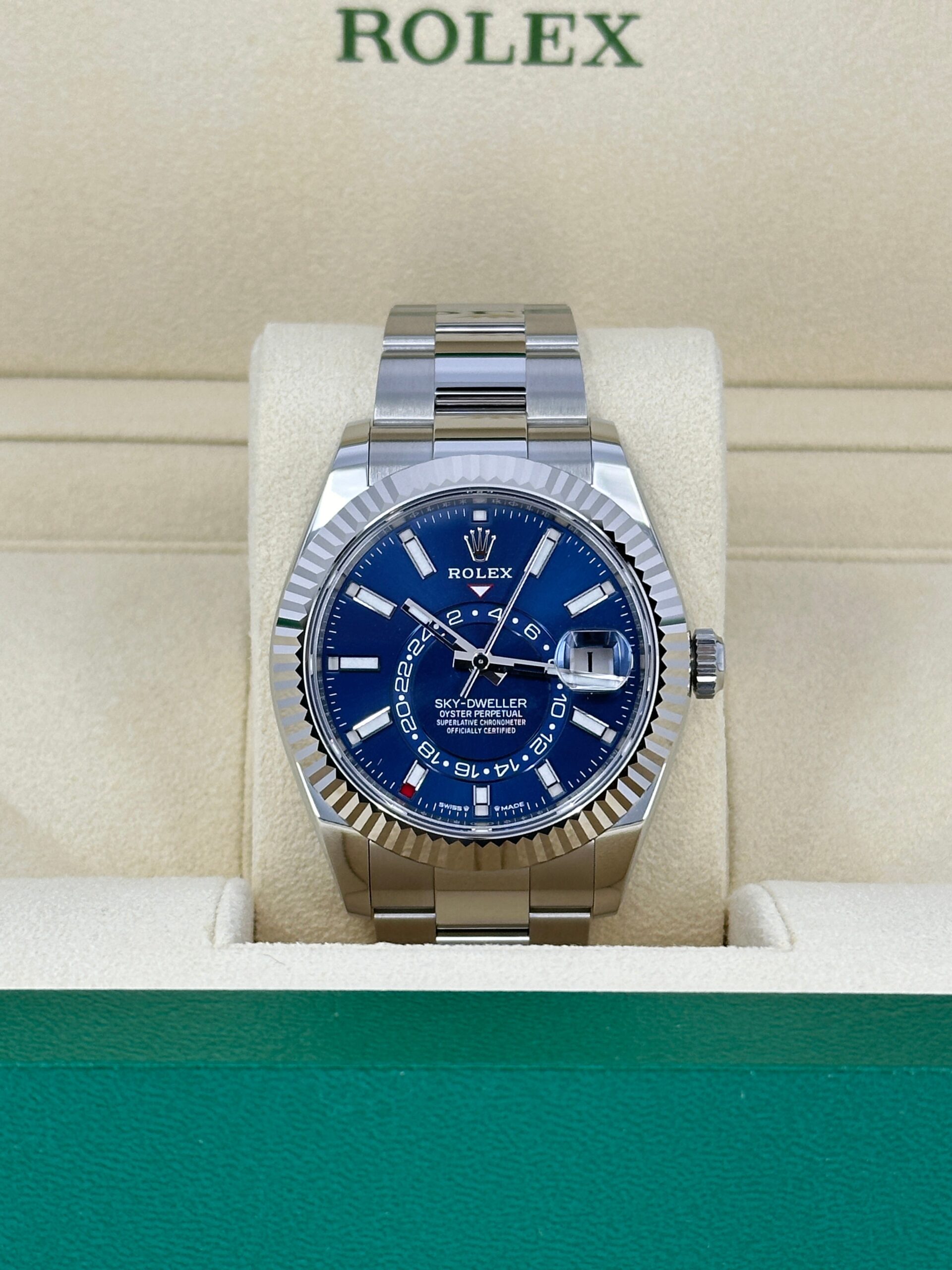 Rolex Sky-Dweller, 42mm, Oystersteel and 18k White Gold, Blue, Oyster, Ref# 336934-0005 - Image 18