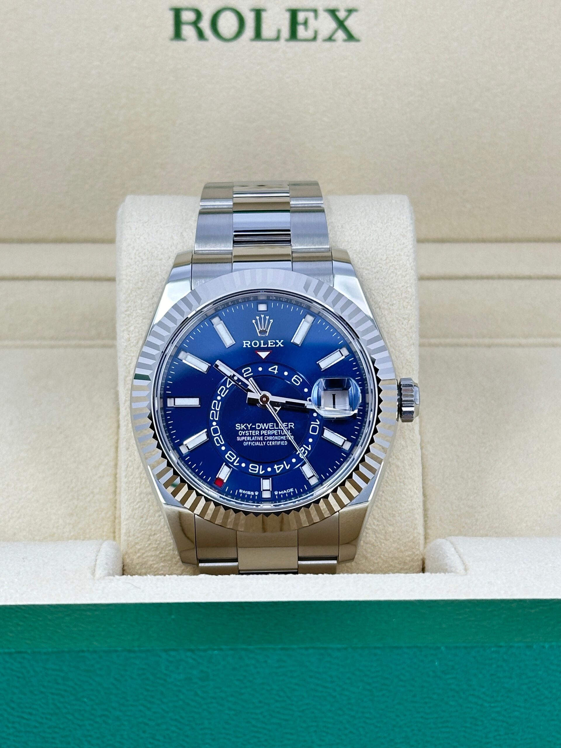 Rolex Sky-Dweller, 42mm, Oystersteel and 18k White Gold, Blue, Oyster, Ref# 336934-0005 - Image 19