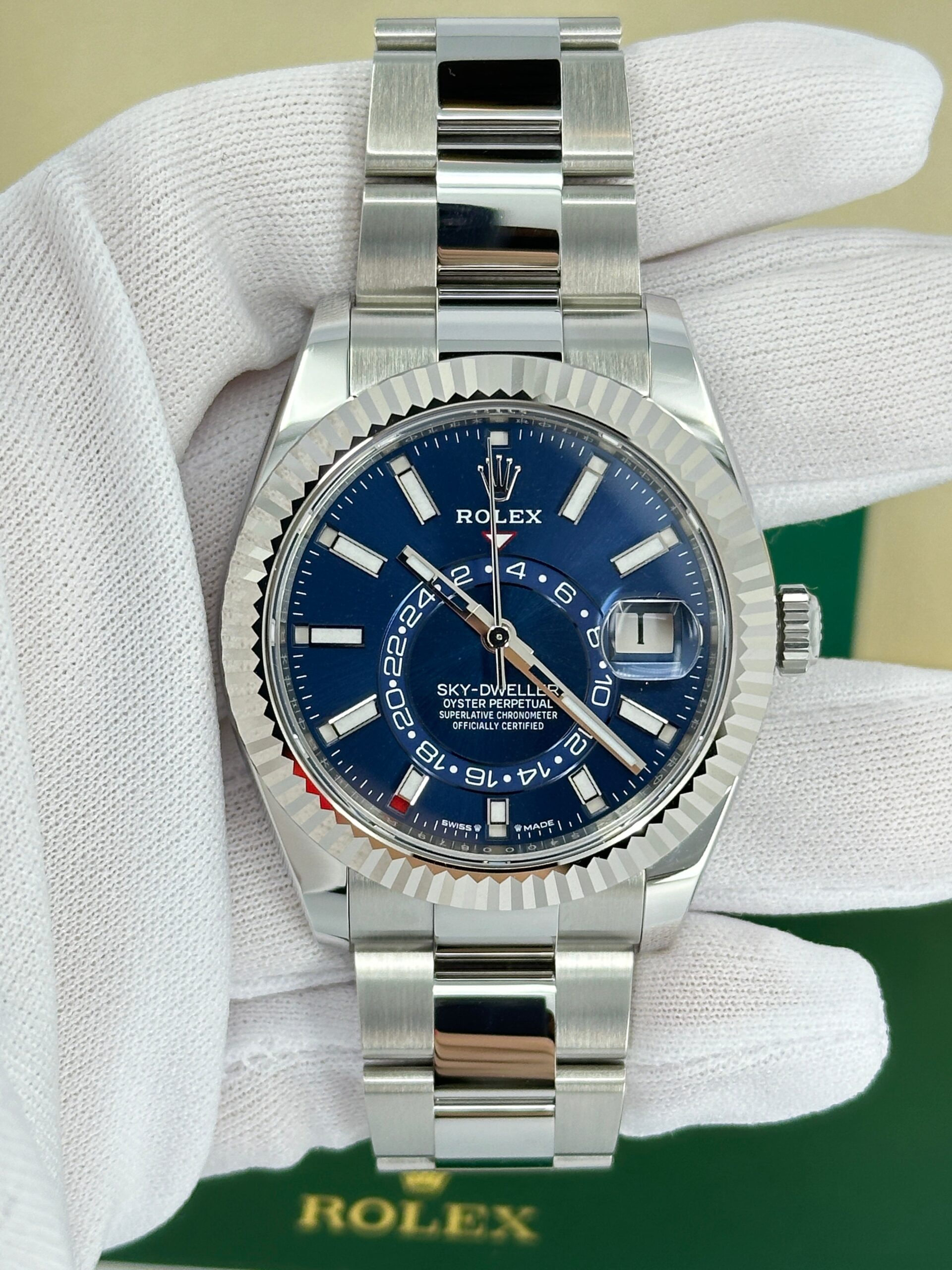 Rolex Sky-Dweller, 42mm, Oystersteel and 18k White Gold, Blue, Oyster, Ref# 336934-0005 - Image 33