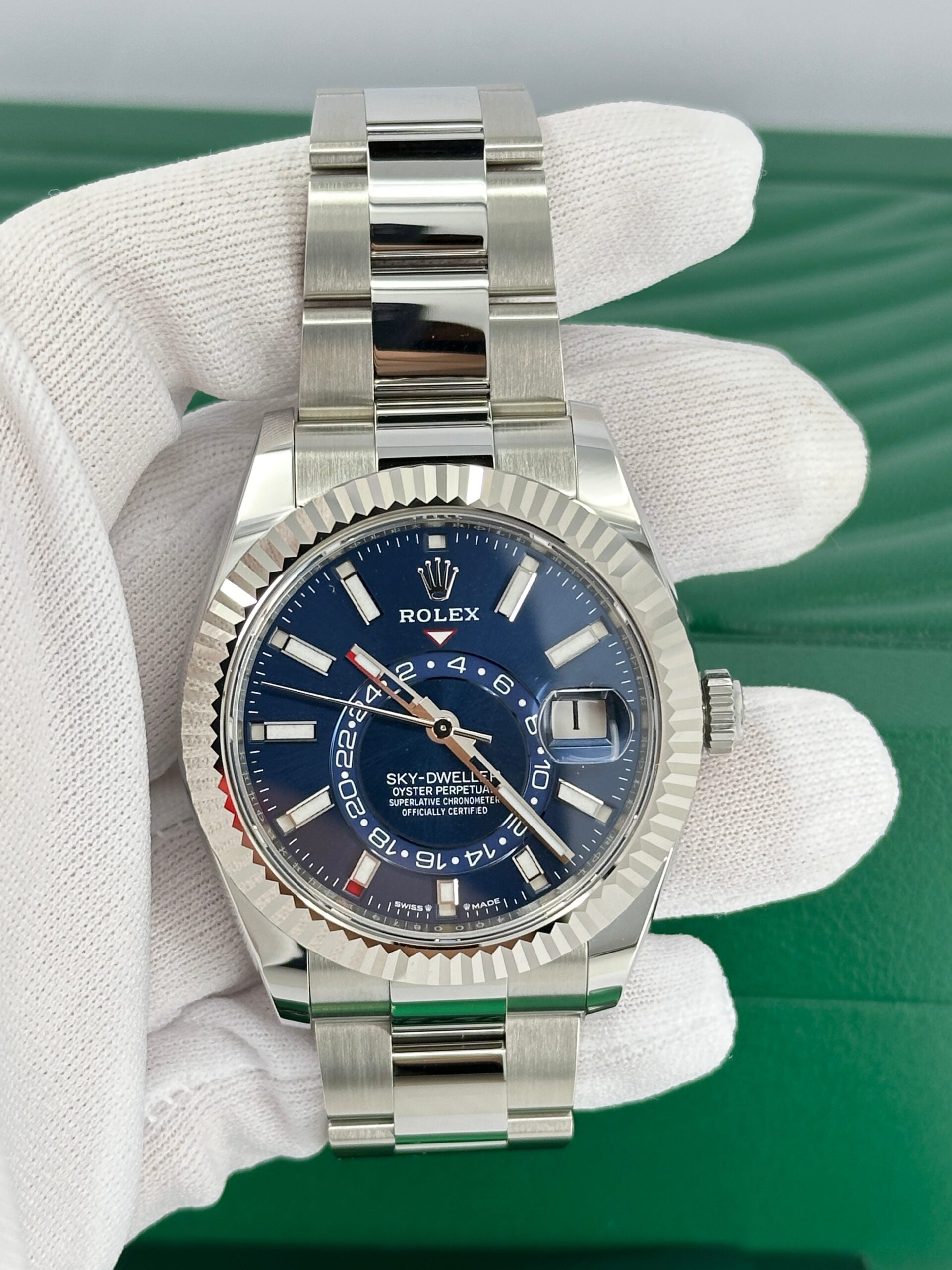 Rolex Sky-Dweller, 42mm, Oystersteel and 18k White Gold, Blue, Oyster, Ref# 336934-0005 - Image 36