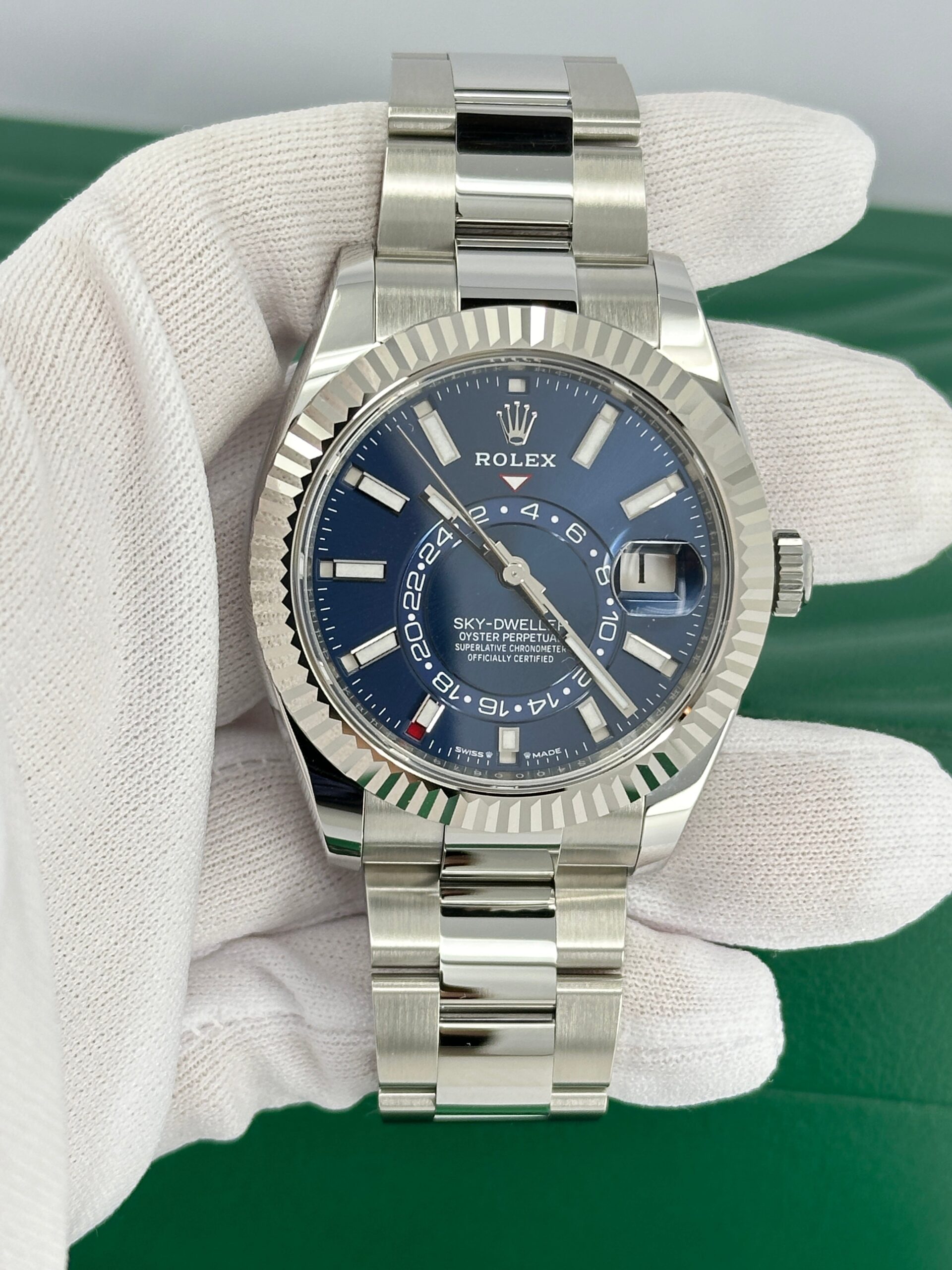 Rolex Sky-Dweller, 42mm, Oystersteel and 18k White Gold, Blue, Oyster, Ref# 336934-0005 - Image 37