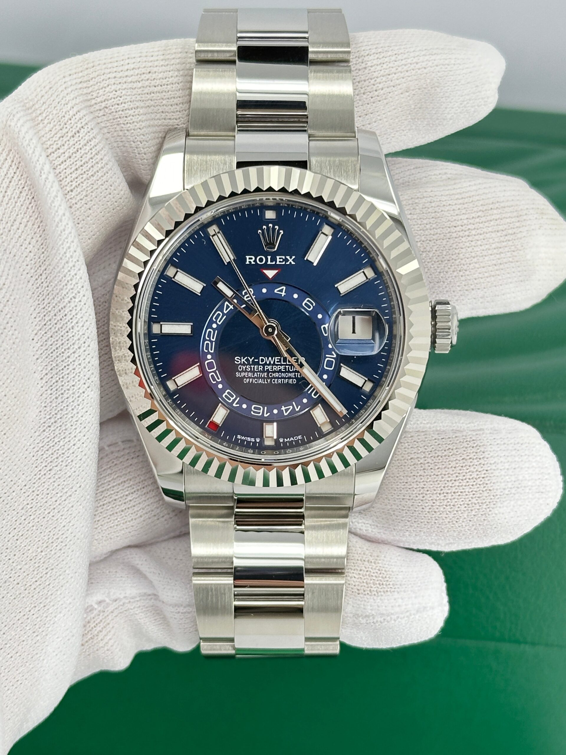 Rolex Sky-Dweller, 42mm, Oystersteel and 18k White Gold, Blue, Oyster, Ref# 336934-0005 - Image 38