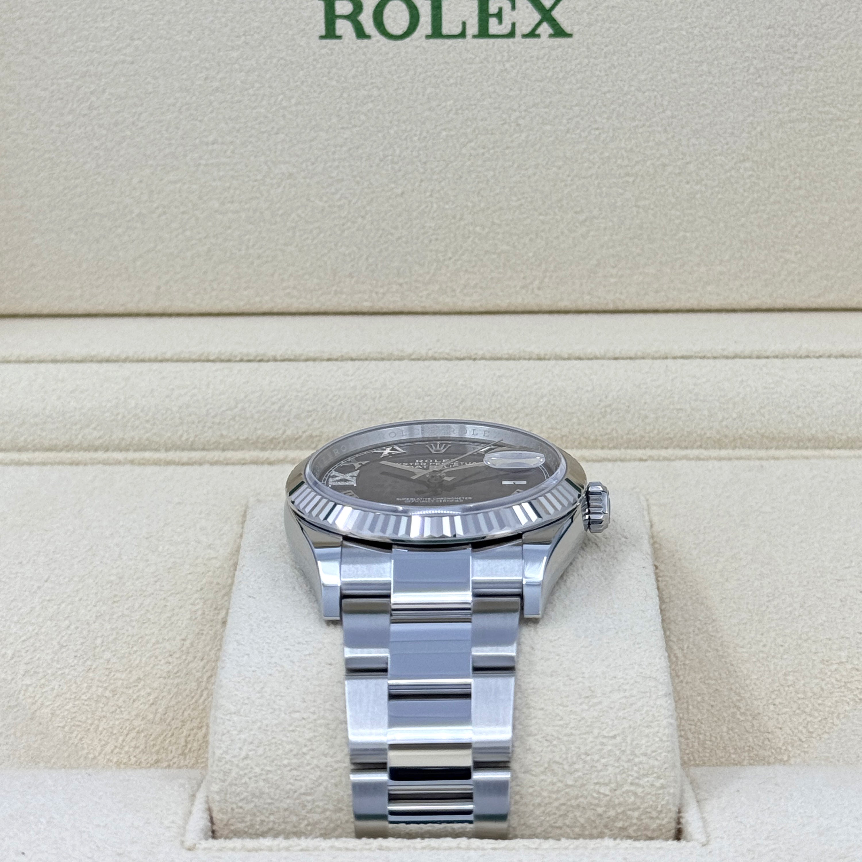Rolex Datejust 36, Stainless Steel and 18k White Gold, 36mm, Ref# 126234-0022 - Image 4