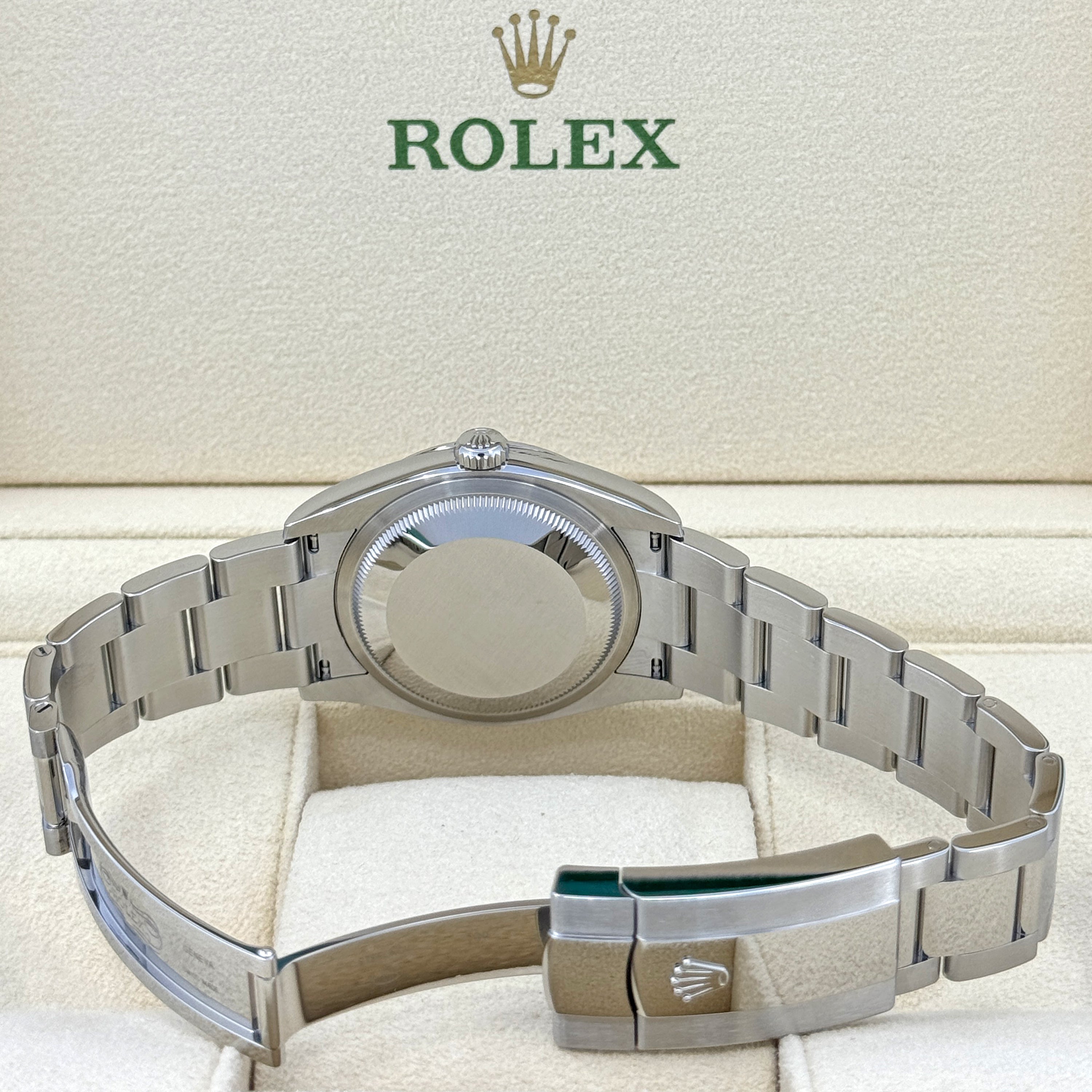 Rolex Datejust 36, Stainless Steel and 18k White Gold, 36mm, Ref# 126234-0022 - Image 13