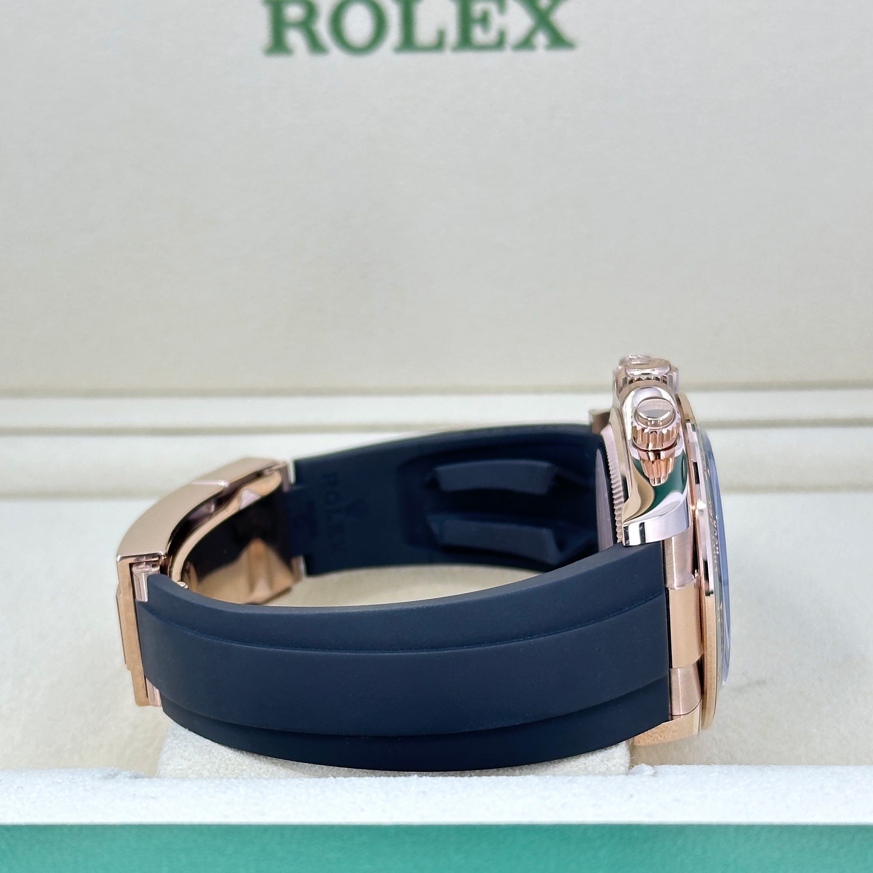 Rolex Cosmograph Daytona 40mm, 18k Everose Gold, Ref# 126515ln-0002 - Image 12