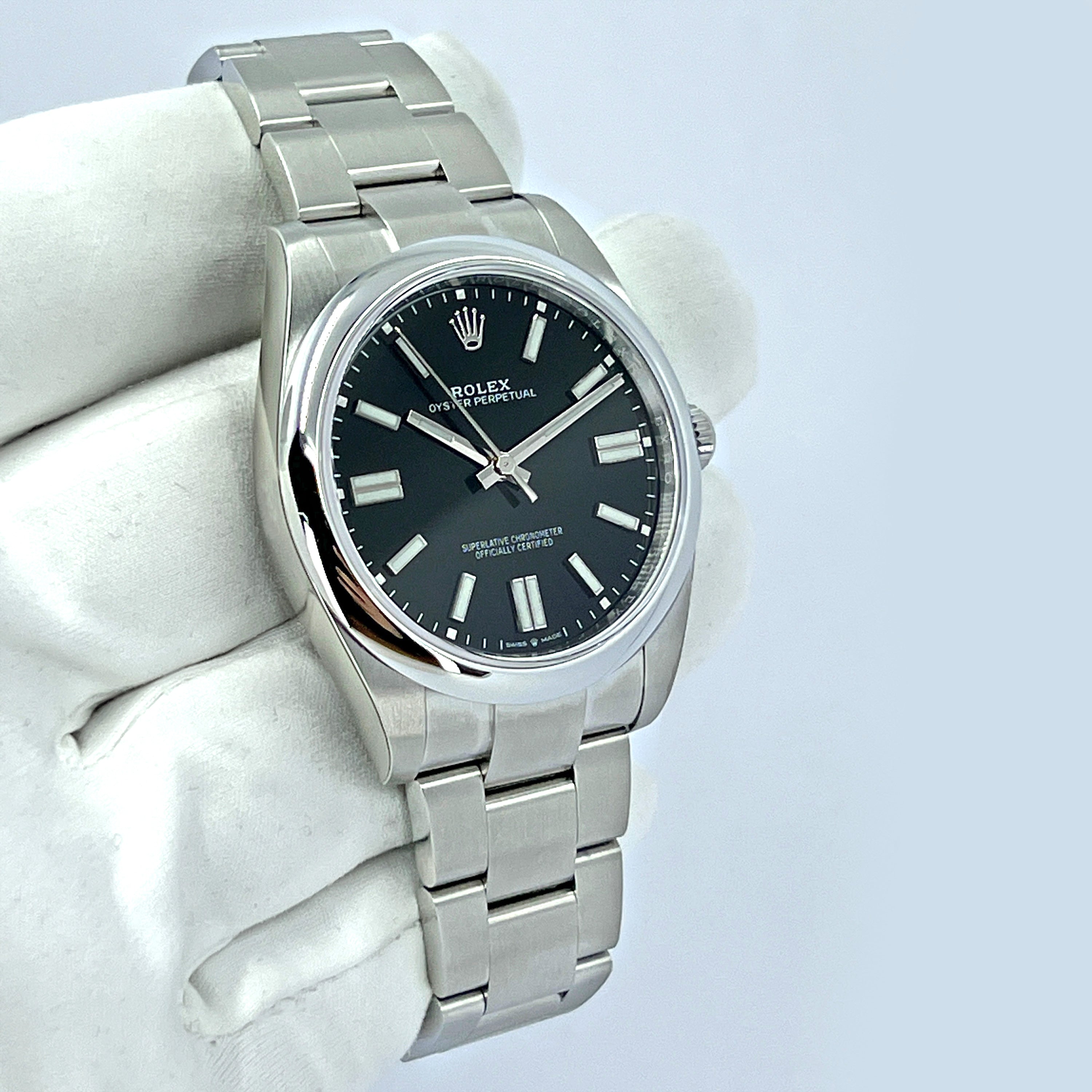 Rolex Oyster Perpetual No Date, Oysterteel, 41mm, Ref# 124300-0002 - Image 9