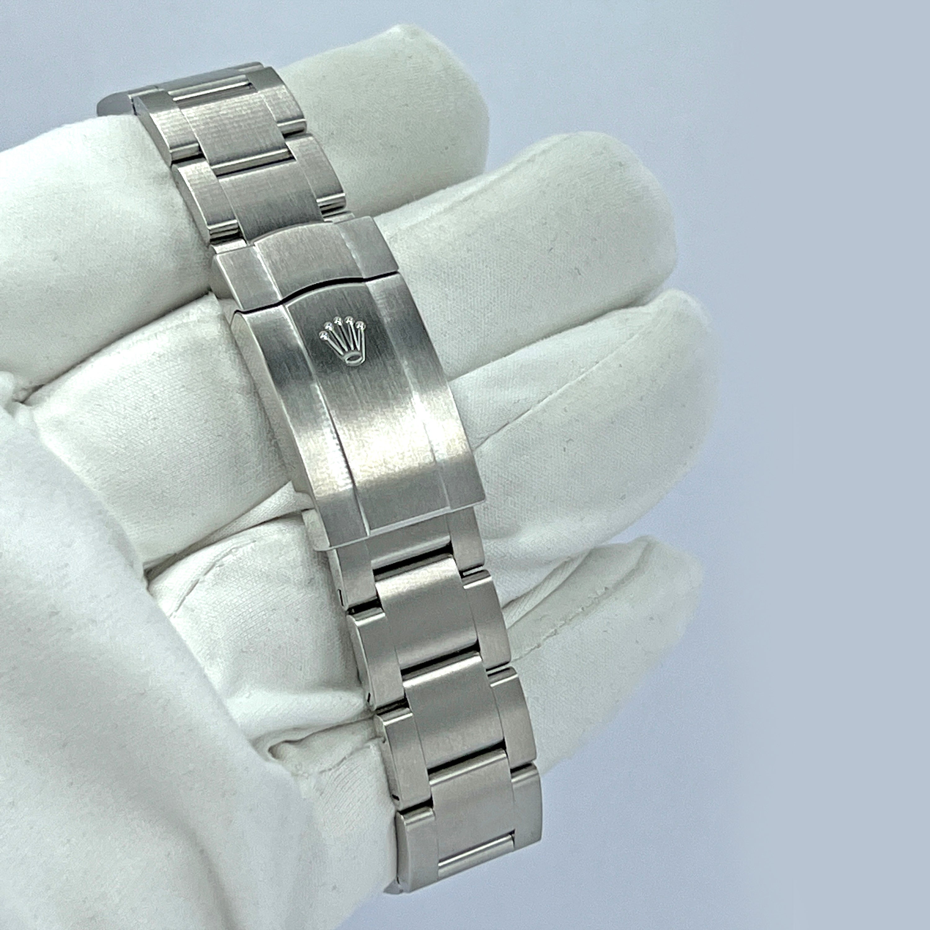 Rolex Oyster Perpetual No Date, Oysterteel, 41mm, Ref# 124300-0002 - Image 12