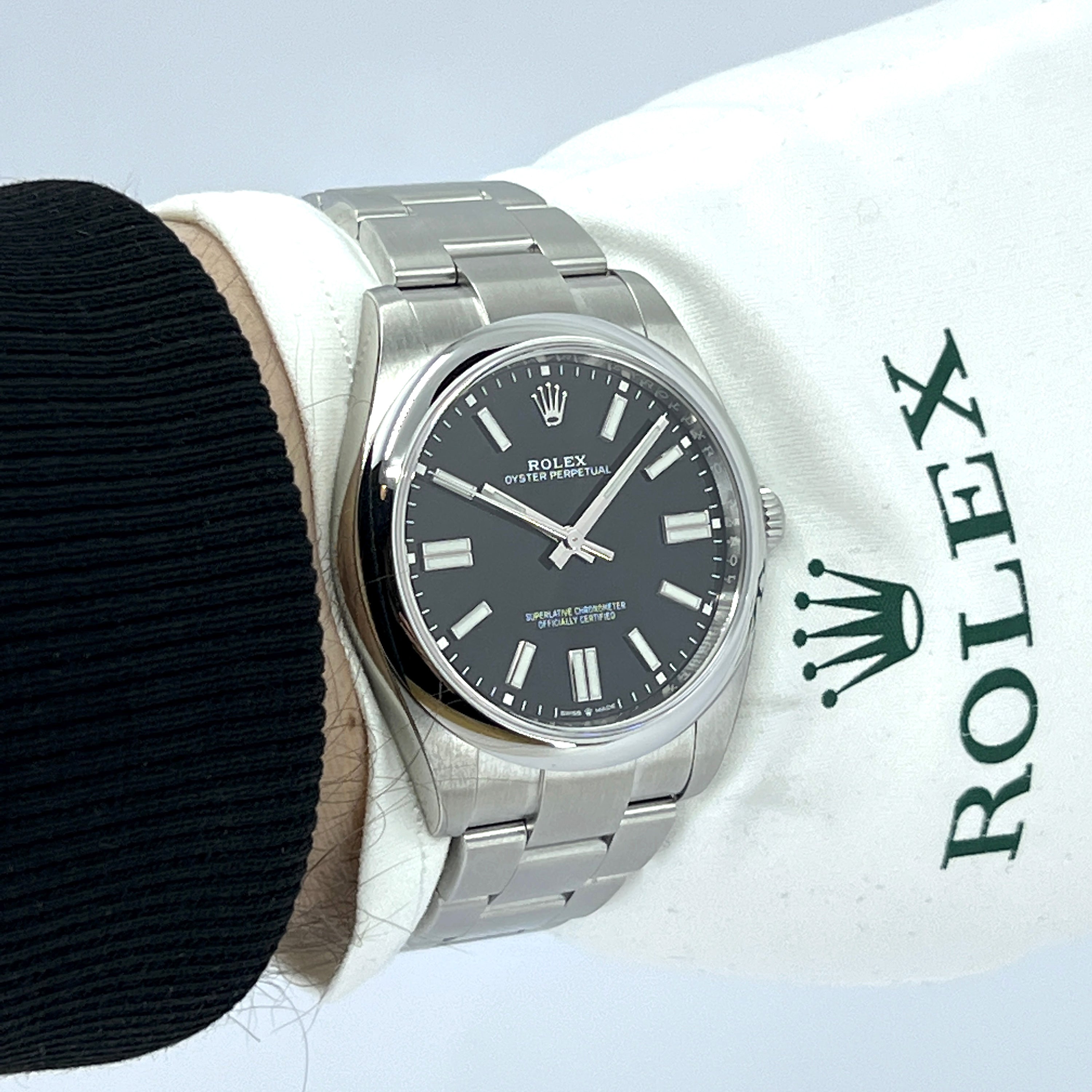 Rolex Oyster Perpetual No Date, Oysterteel, 41mm, Ref# 124300-0002 - Image 13