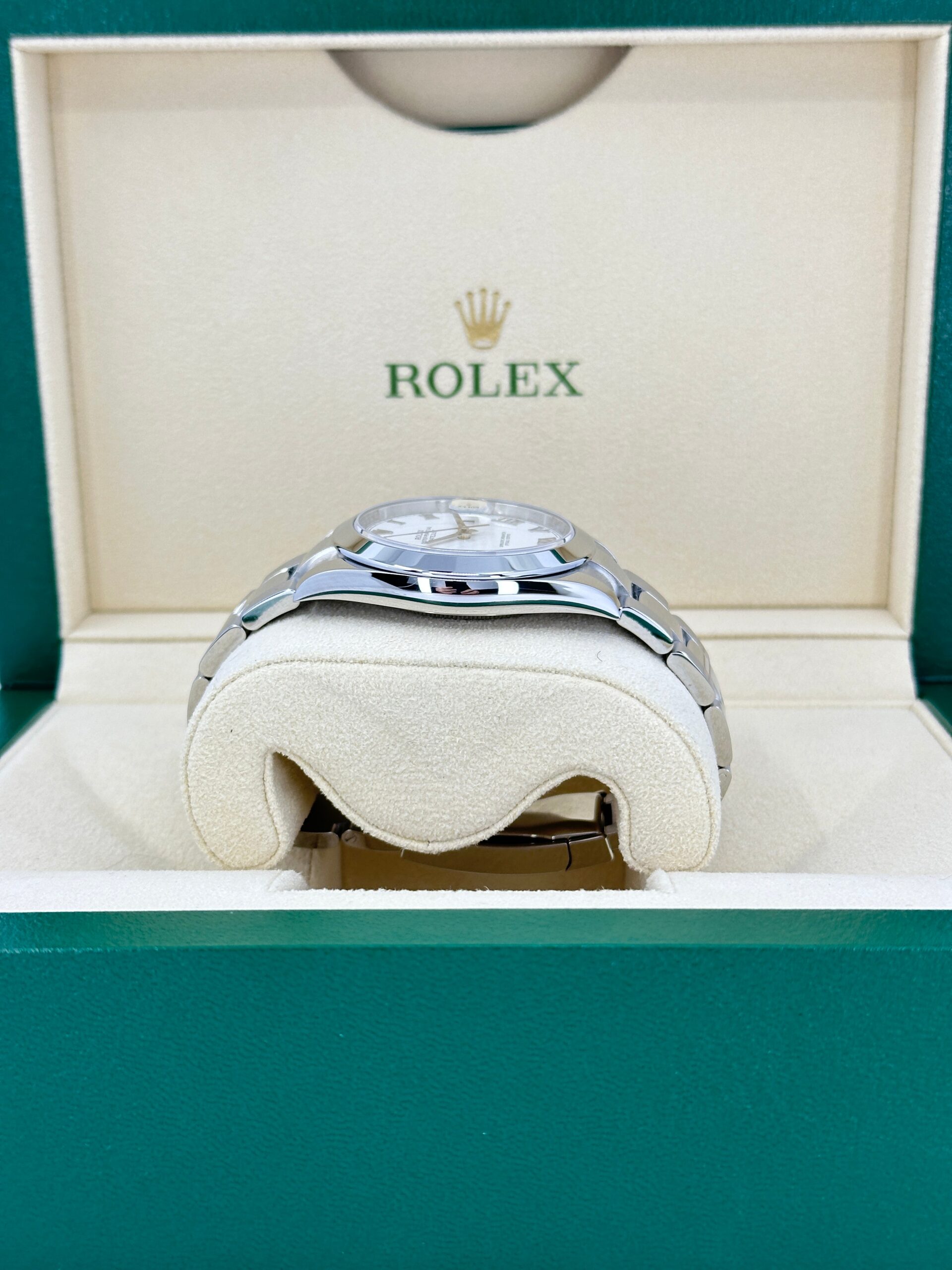 Rolex Datejust 41 Oystersteel Ref# 126300-0015 - Image 6