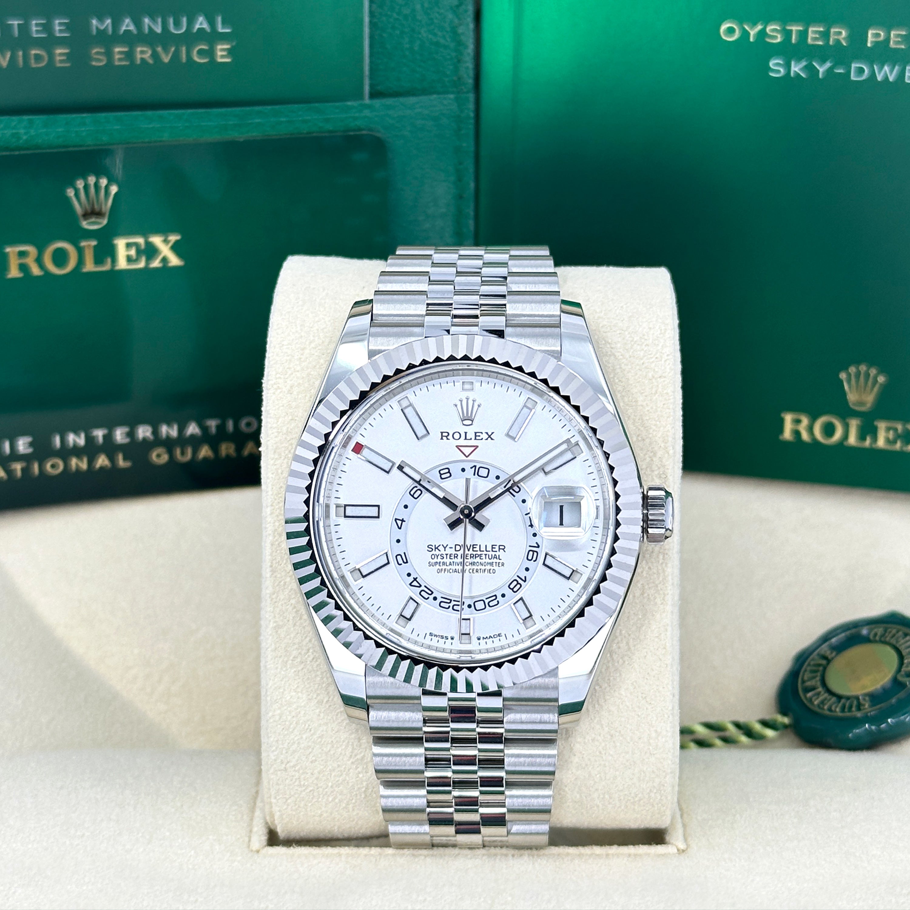 Rolex Sky-Dweller, 42mm, Oystersteel and 18k White Gold, White, Jubilee, Ref# 336934-0004 - Image 2