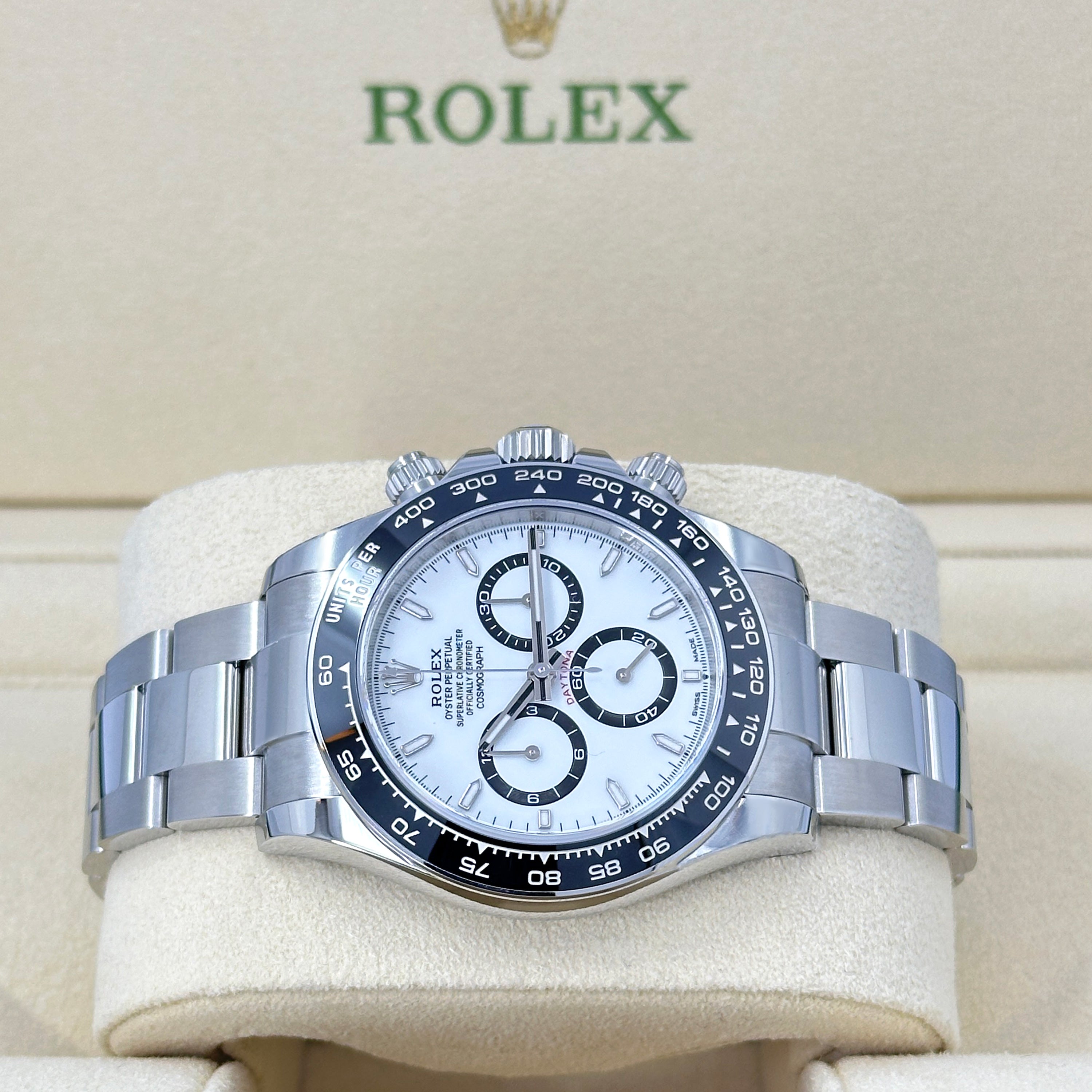 Rolex Cosmograph Daytona 40mm, Oystersteel, Ref# 126500ln-0001 - Image 8