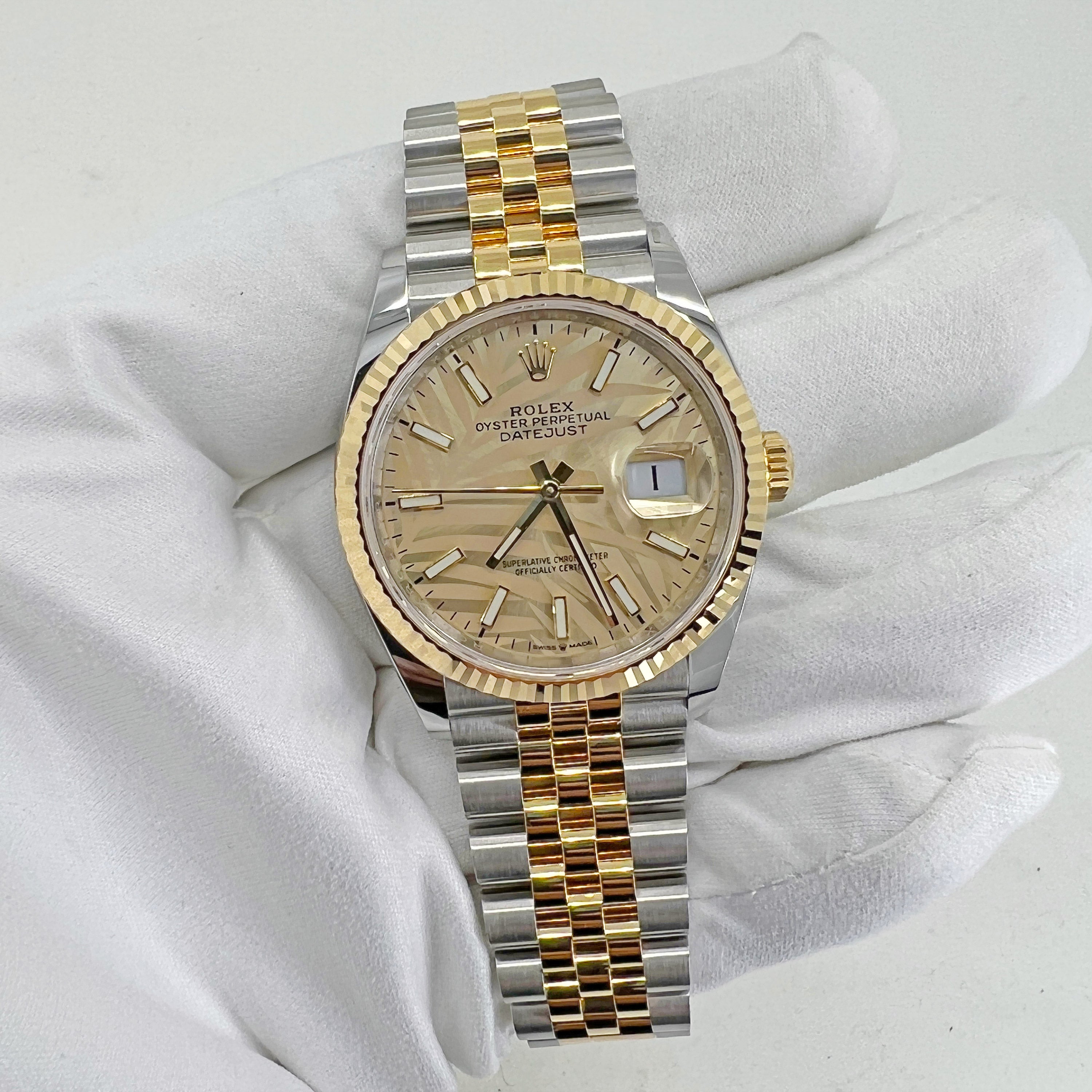 Rolex Datejust 36, 18k Yellow Gold and Stainless Steel, 36mm, Ref# 126233-0037 - Image 3