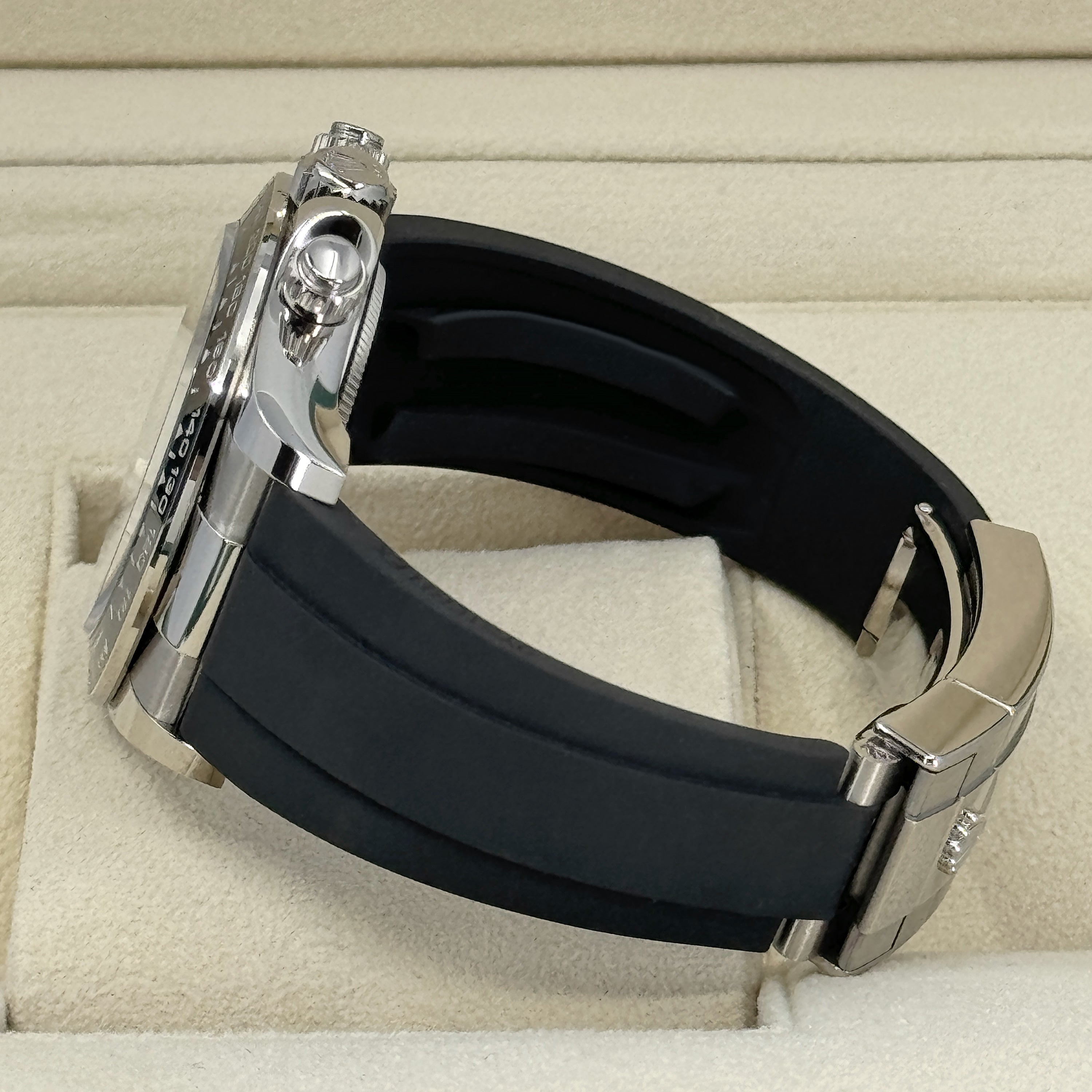 Rolex Cosmograph Daytona 40mm, 18k White Gold, Ref# 126519ln-0002 - Image 11