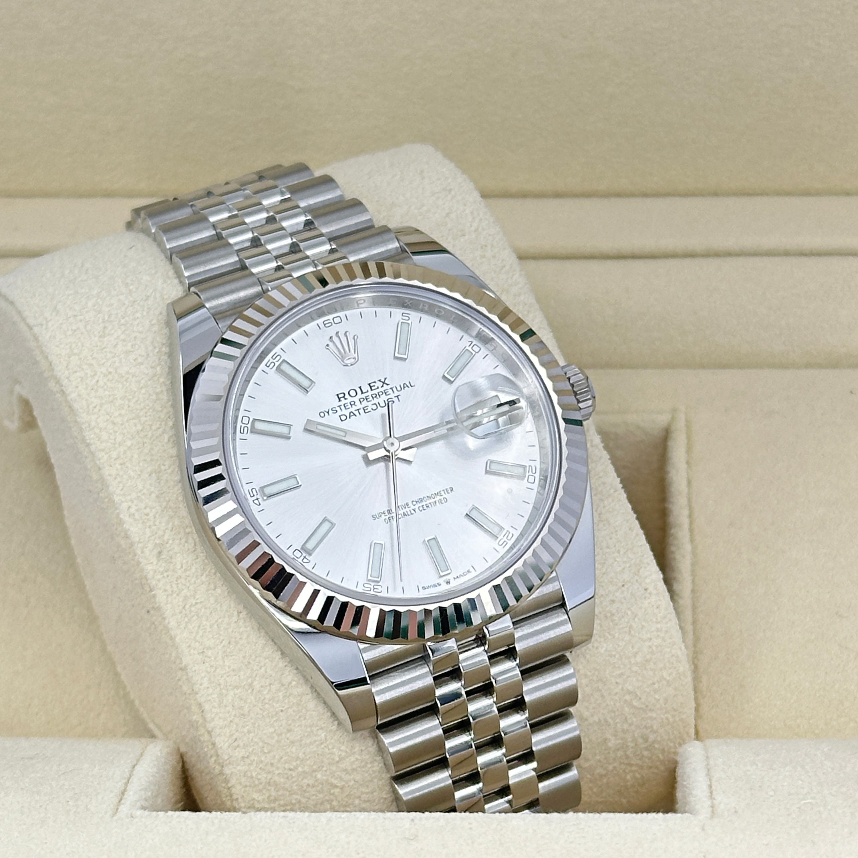 Rolex Datejust 41, Stainless Steel and 18k White Gold, 41mm, Ref# 126334-0004 - Image 11
