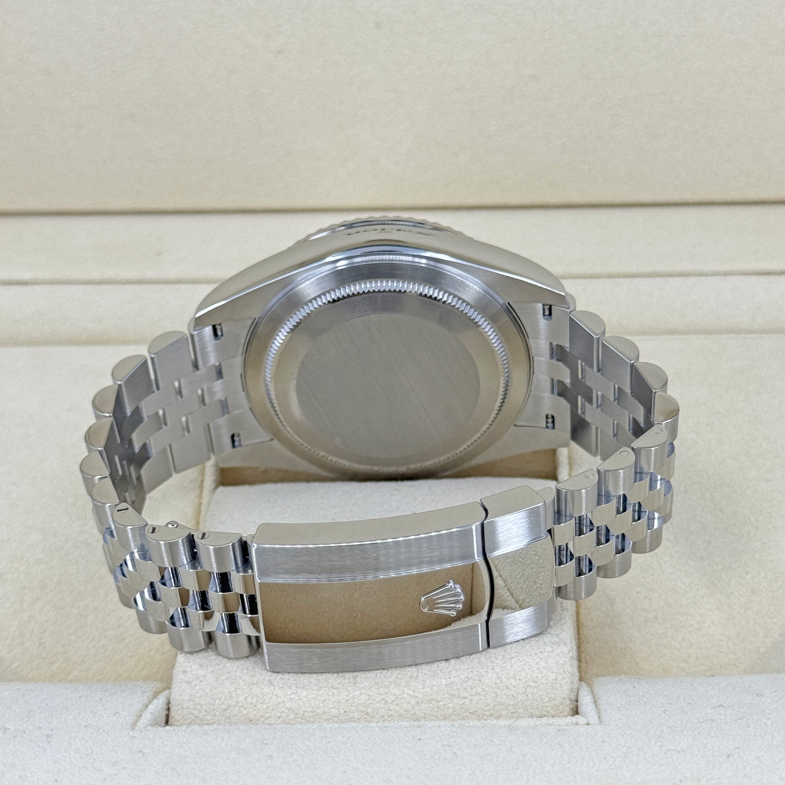 Rolex Sky-Dweller, 42mm, Oystersteel and 18k White Gold, White, Jubilee, Ref# 336934-0004 - Image 12