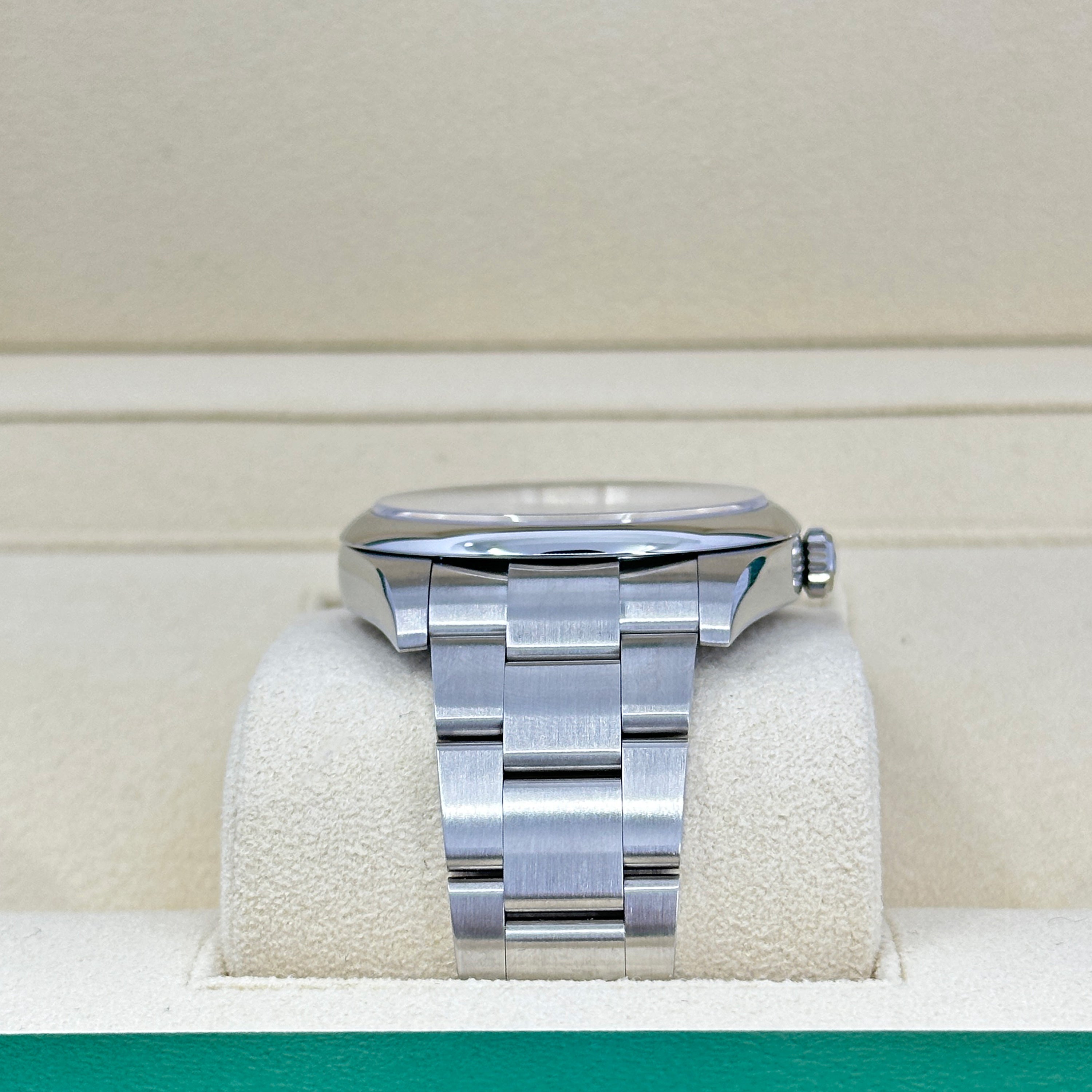 Rolex Oyster Perpetual 41mm, Blue Dial, Ref# 124300-0003 - Image 7