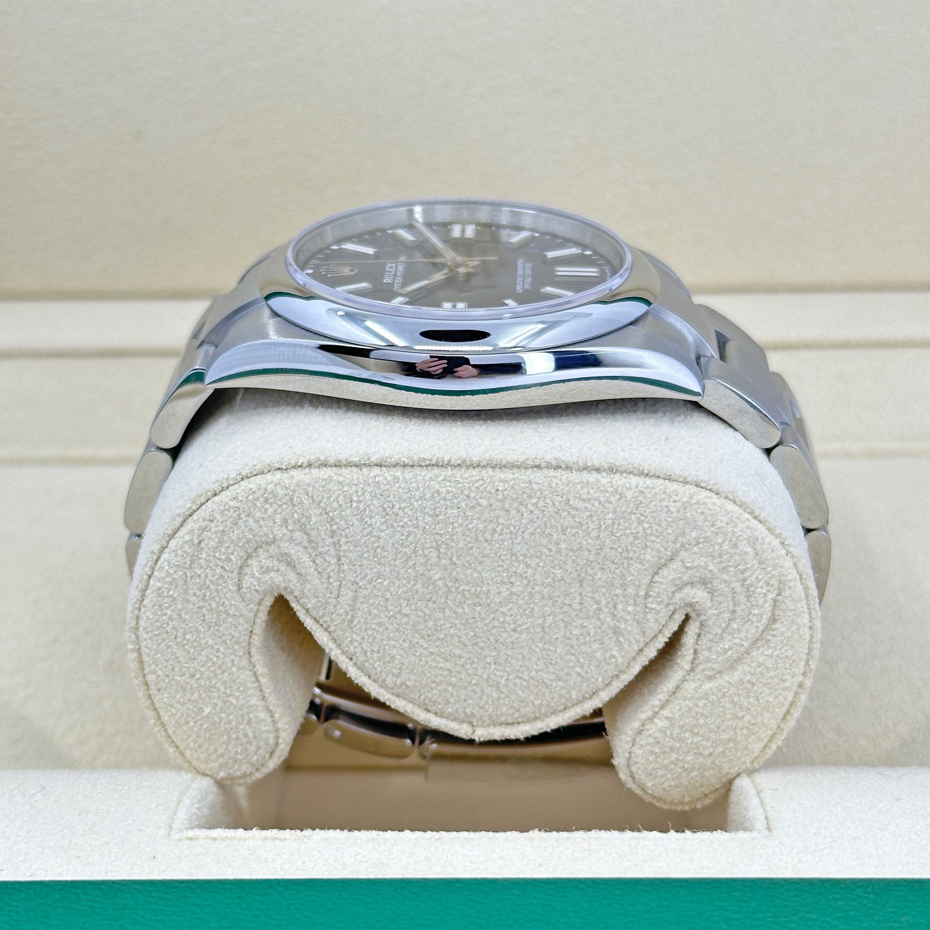 Rolex Oyster Perpetual 41mm, Blue Dial, Ref# 124300-0003 - Image 8