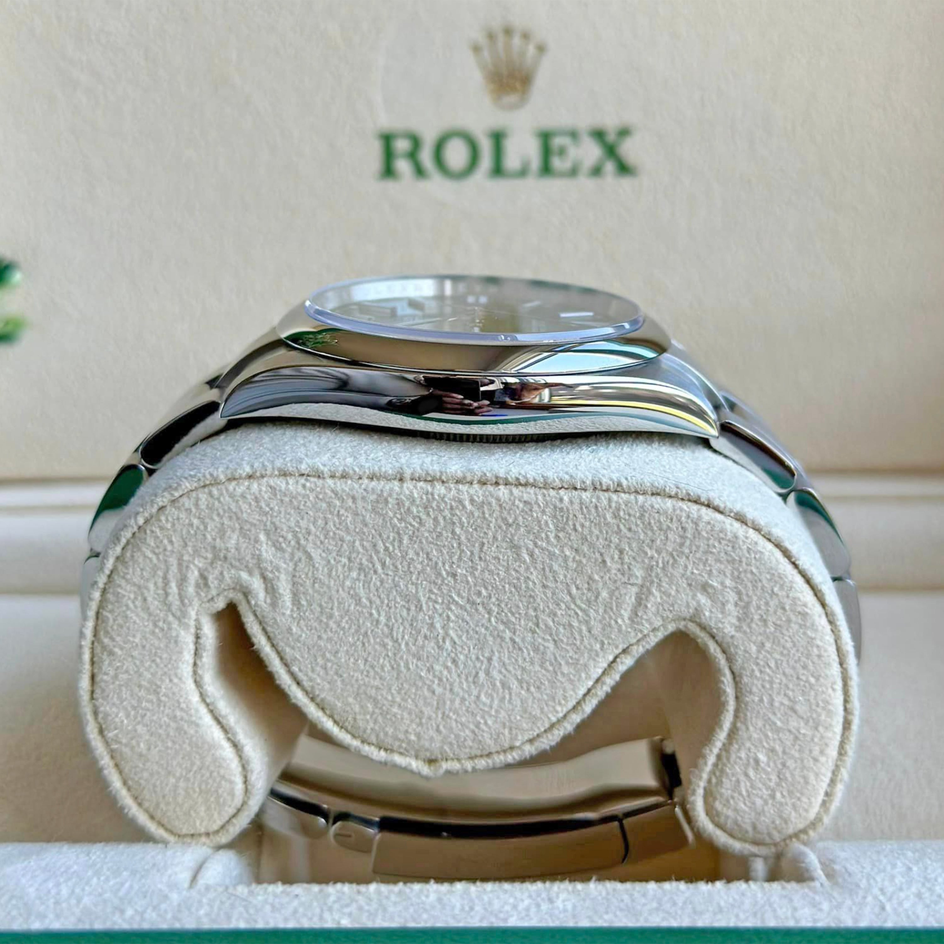 Rolex Oyster Perpetual 41, Oystersteel, 41mm, Turquoise Celebration Motif Dial, Ref# 124300-0008 - Image 6