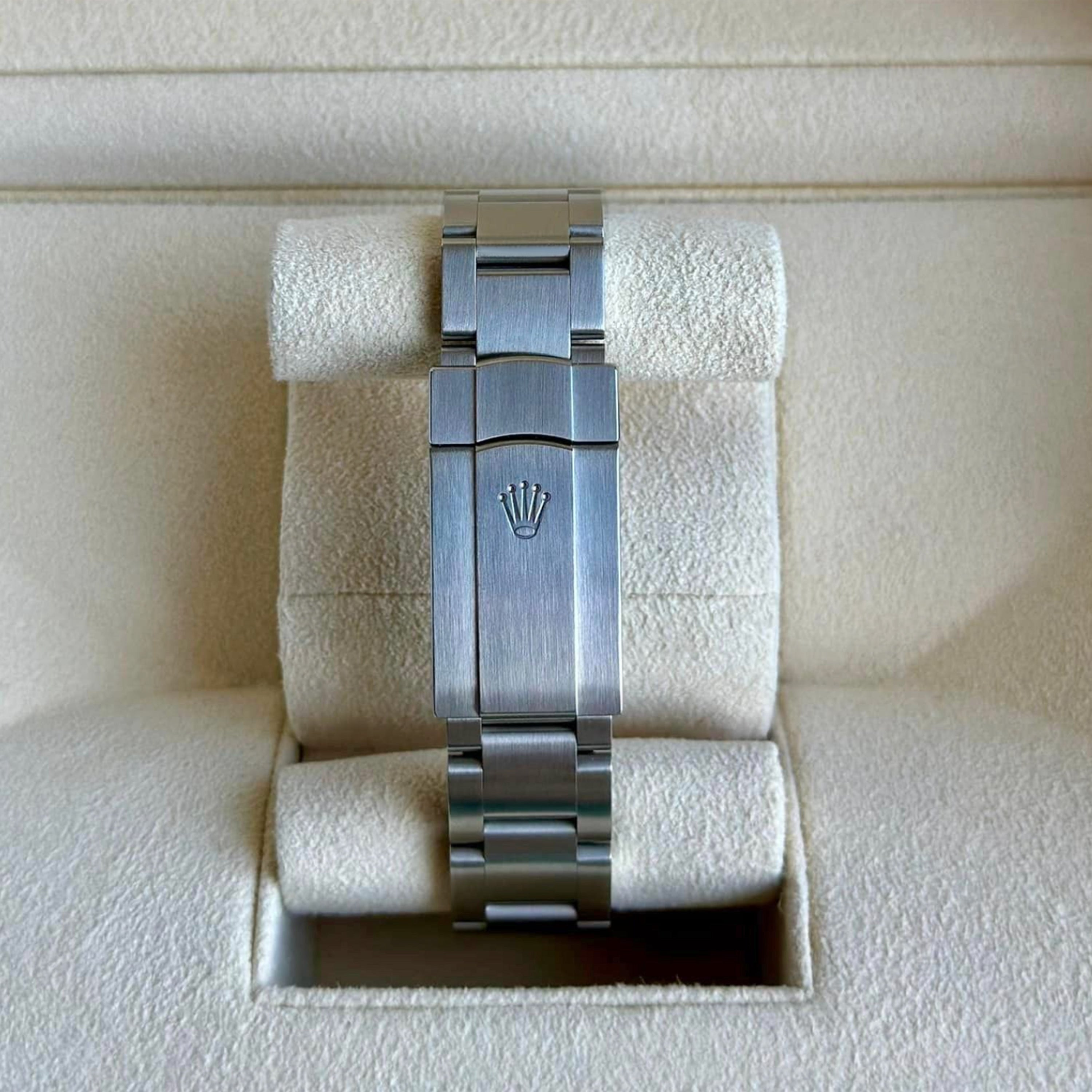 Rolex Oyster Perpetual 41, Oystersteel, 41mm, Turquoise Celebration Motif Dial, Ref# 124300-0008 - Image 12