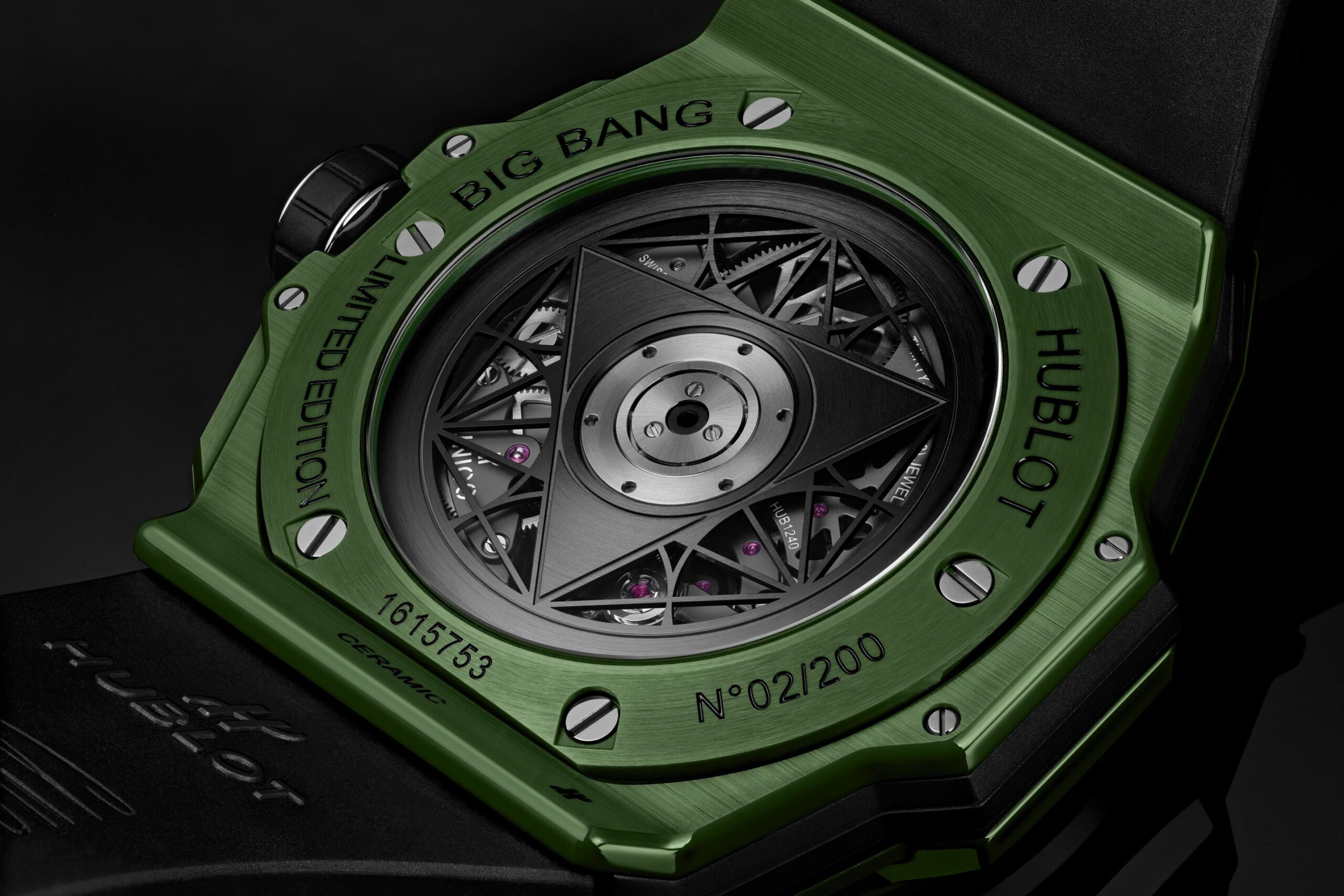 Hublot Big Bang SANG BLEU II GREEN CERAMIC Ref# 418.GX.5207.RX.MXM22 - Image 3