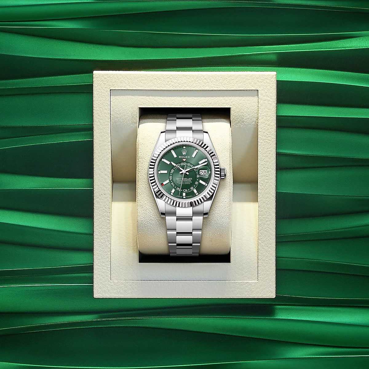 Rolex Sky-Dweller, 42mm, Oystersteel and 18k White Gold, Green, Oyster, Ref# 336934-0001 - Image 5