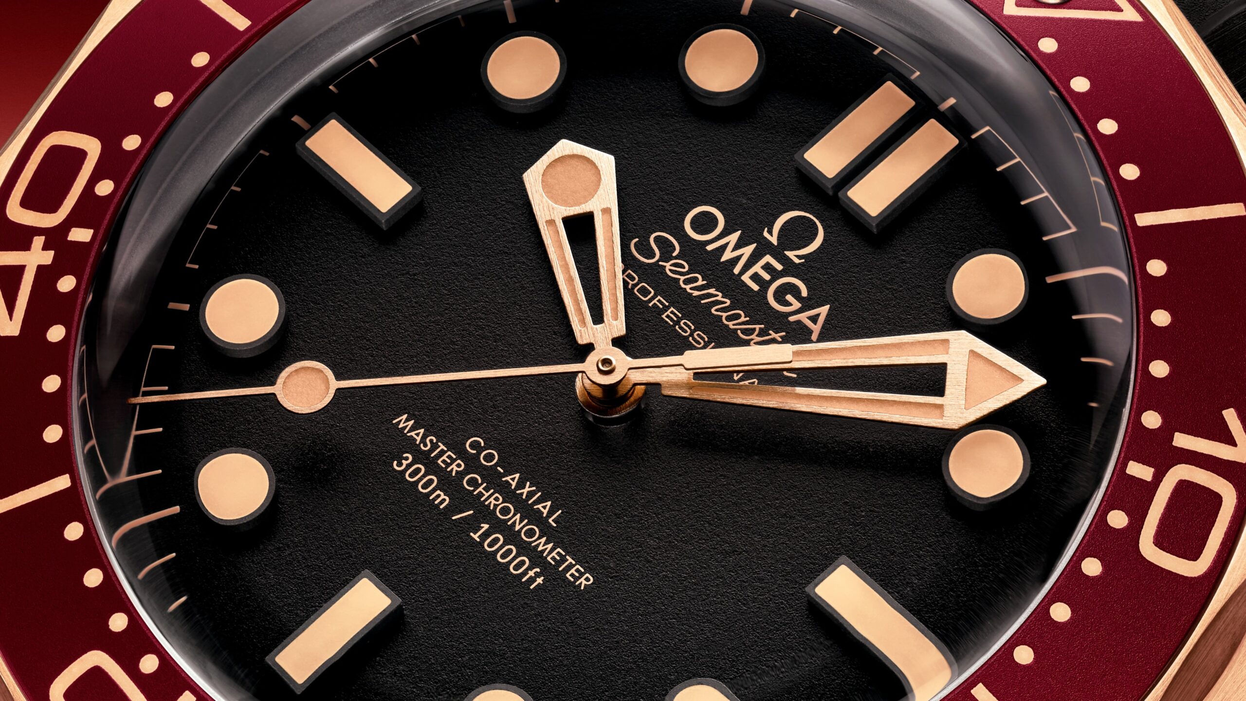 Unworn, Omega Seamaster Diver 300m, 18K Bronze Gold, 42mm, Ref# 210.92.42.20.01.003, box and papers - Image 3