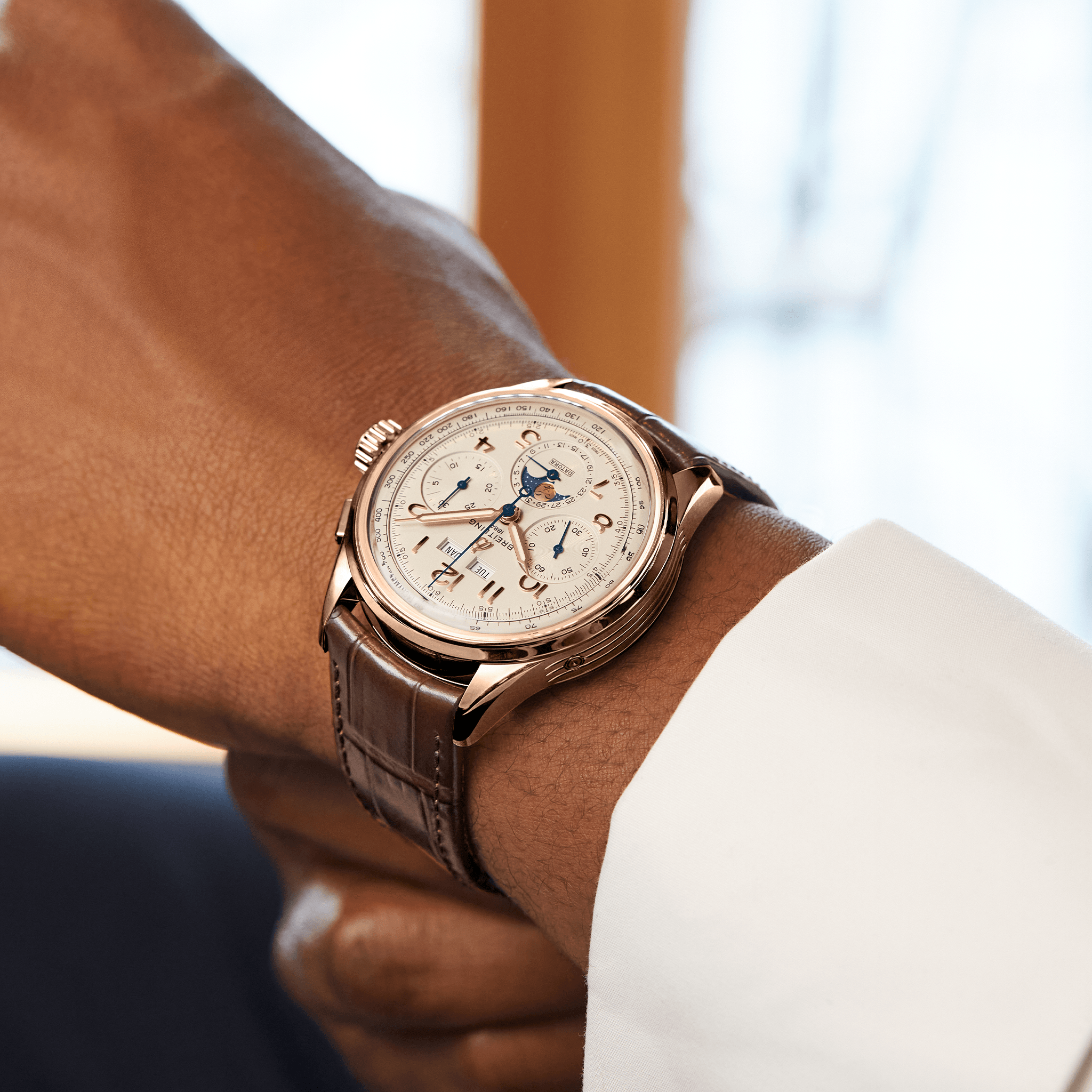 Breitling Premier B25 Datora 42, 18k Red Gold, Ref# RB2510371G1P1, Unworn 2024 - Image 5