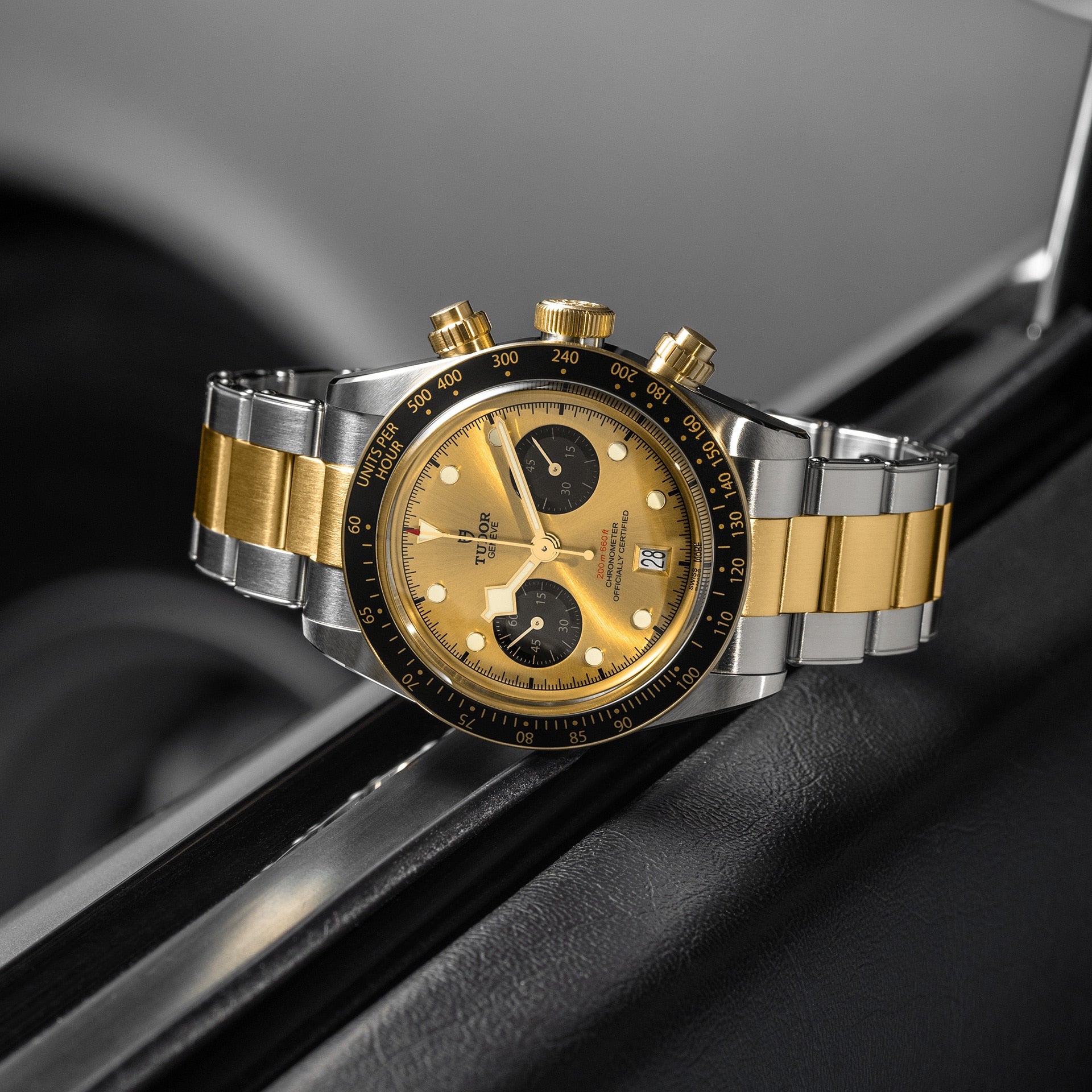 Tudor Black Bay Chrono S&G, 41mm, Stainless Steel and 18k Yellow Gold, Ref# M79363N-0007 - Image 3