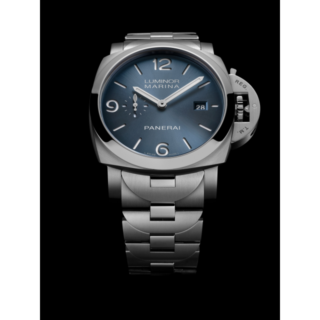 Unworn, Panerai Luminor Marina, 44mm, Stainless Steel, Ref# PAM03323, box and papers - Image 3
