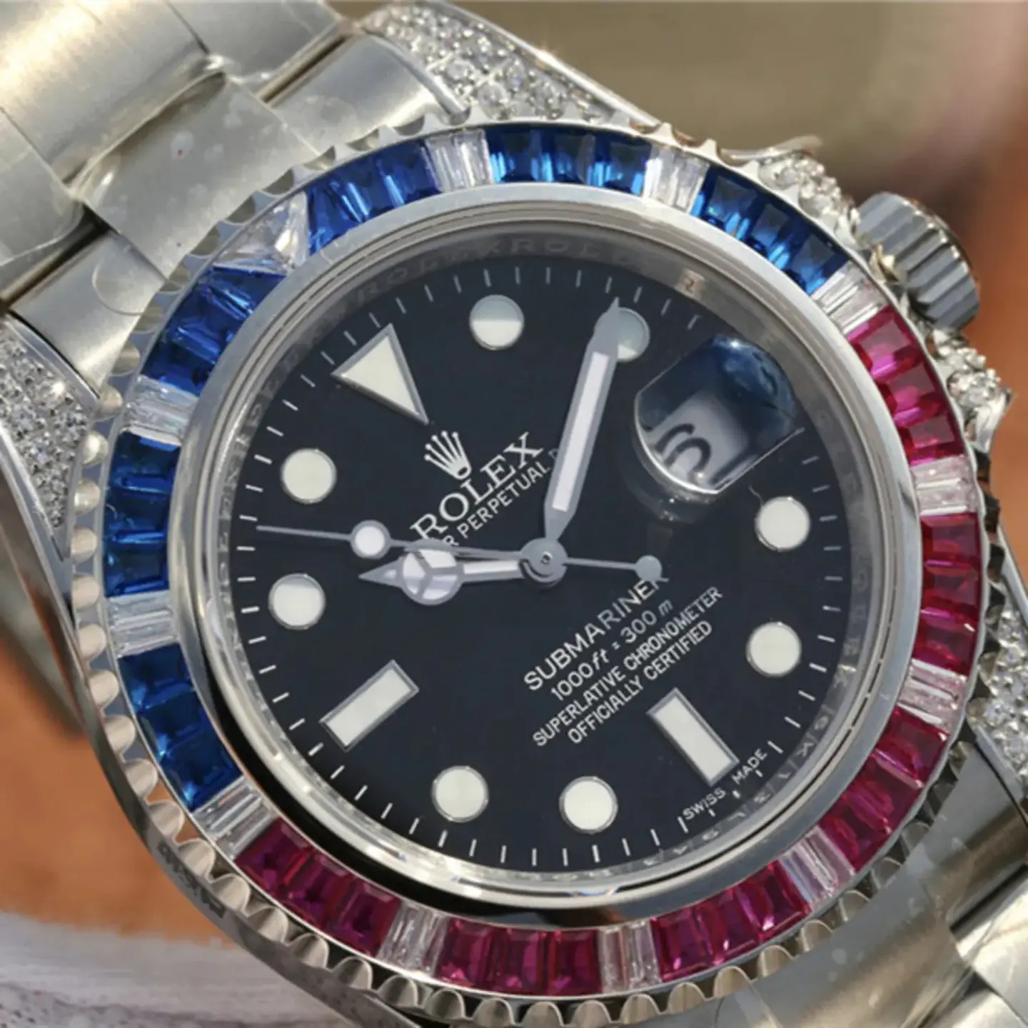 Rolex Submariner Silver Blue/Red Diamond, 40mm - Image 5
